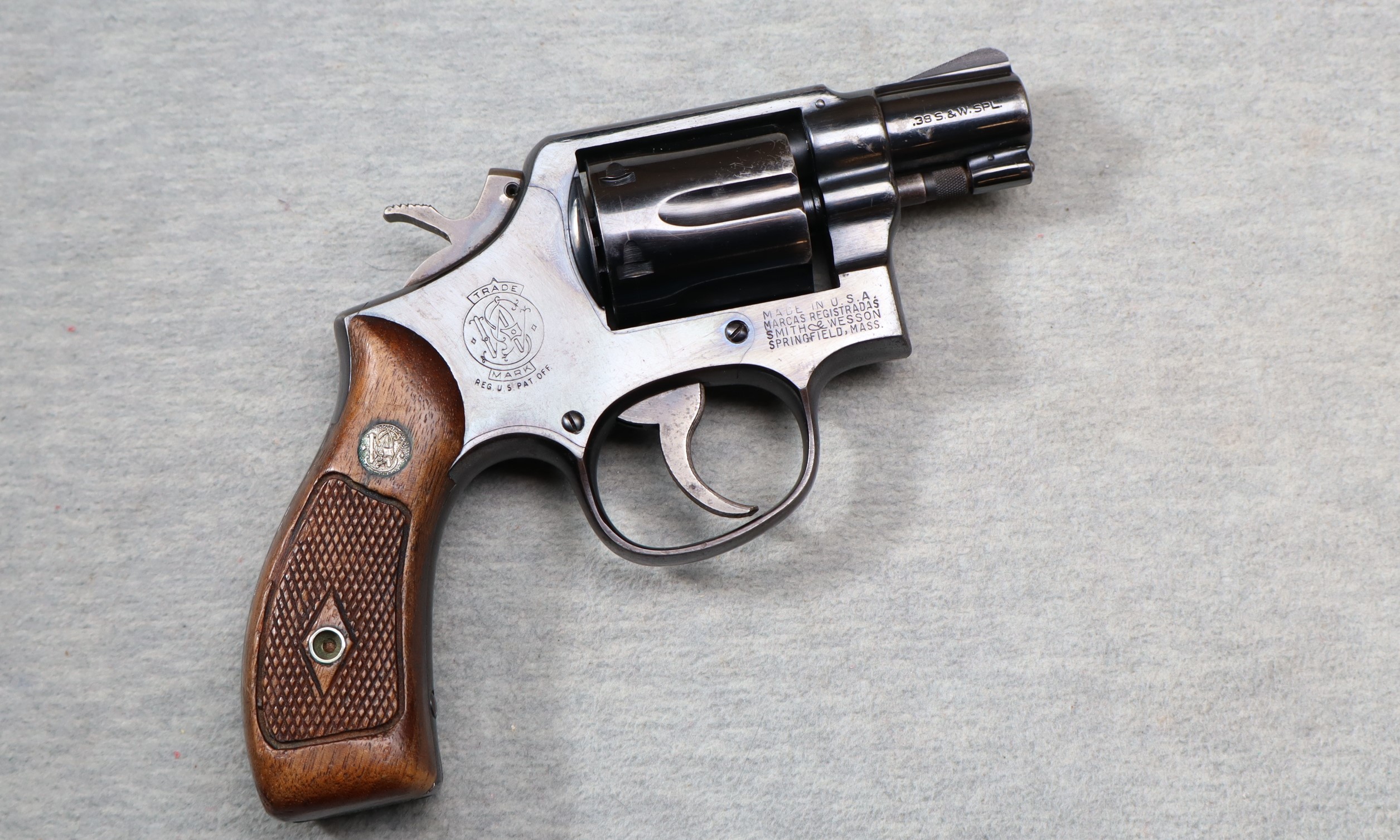 Smith & Wesson ~ Model 10-5 ~ .38 Special - Bass Pro Shops
