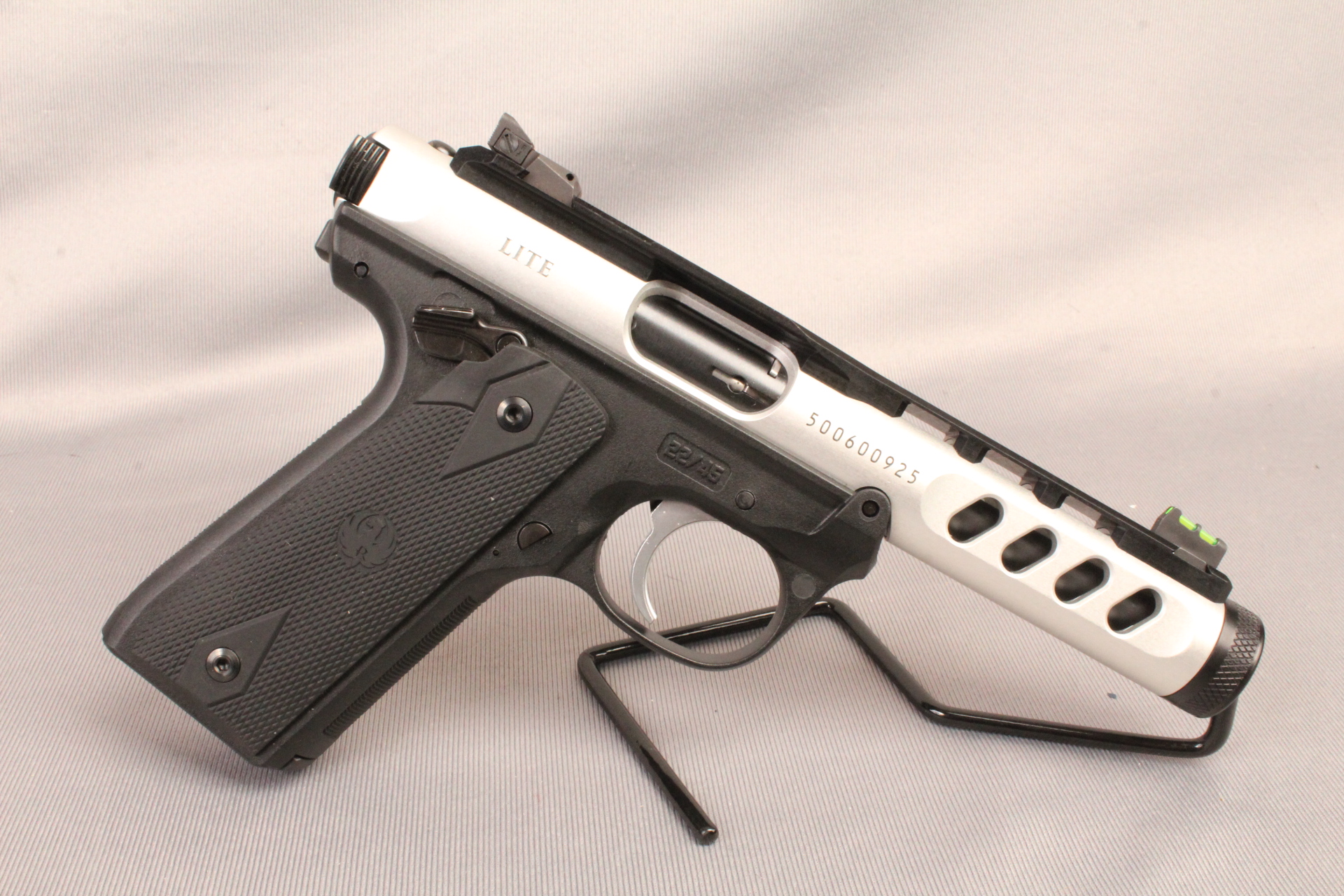 Ruger ~ Mark IV Lite ~ .22 LR - Bass Pro Shops