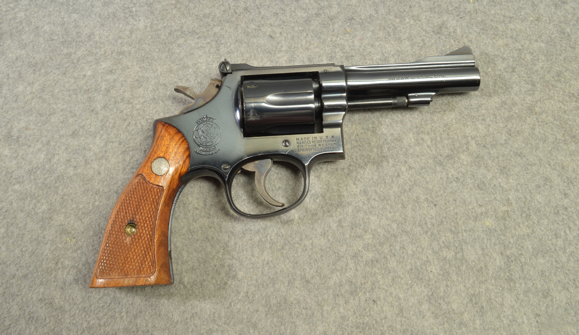 Smith & Wesson ~ 15-2 ~ .38 S&W Special - Bass Pro Shops