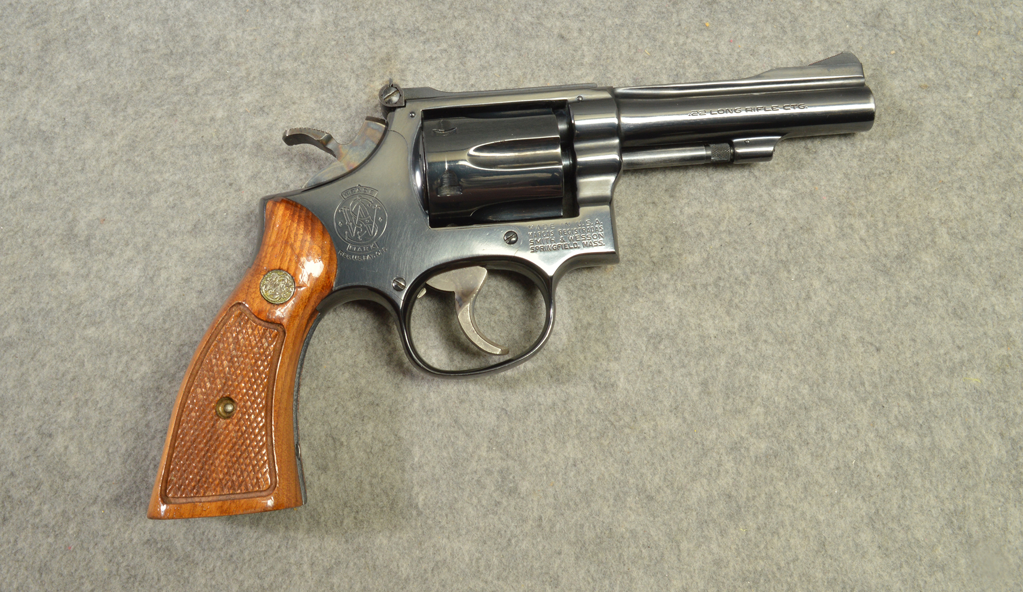 Smith & Wesson ~ 18-4 ~ .22 LR - Bass Pro Shops