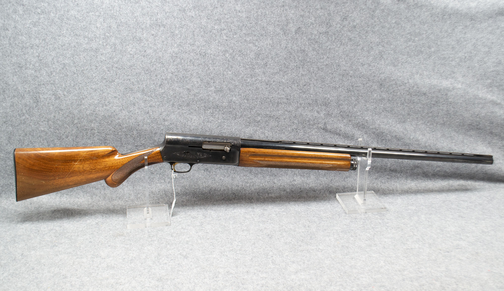 Browning~Light Twelve~12 Gauge - Bass Pro Shops