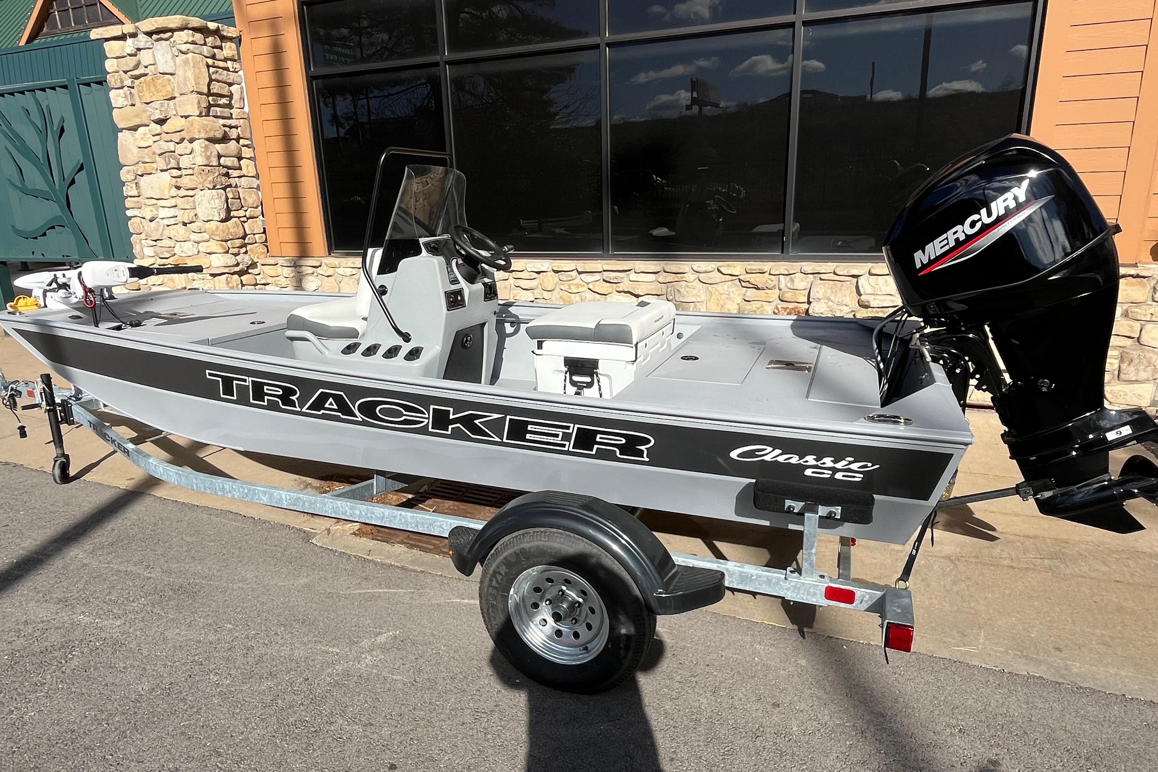 Image of 2026 TRACKER BASS TRACKER CLASSIC CC