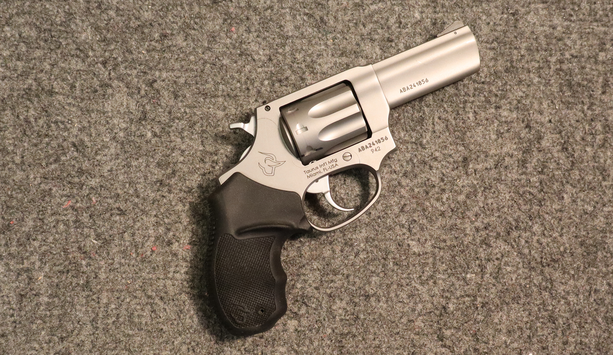 Taurus ~ 942 ~ .22 Long Rifle (SKU: 4739329) - Bass Pro Shops