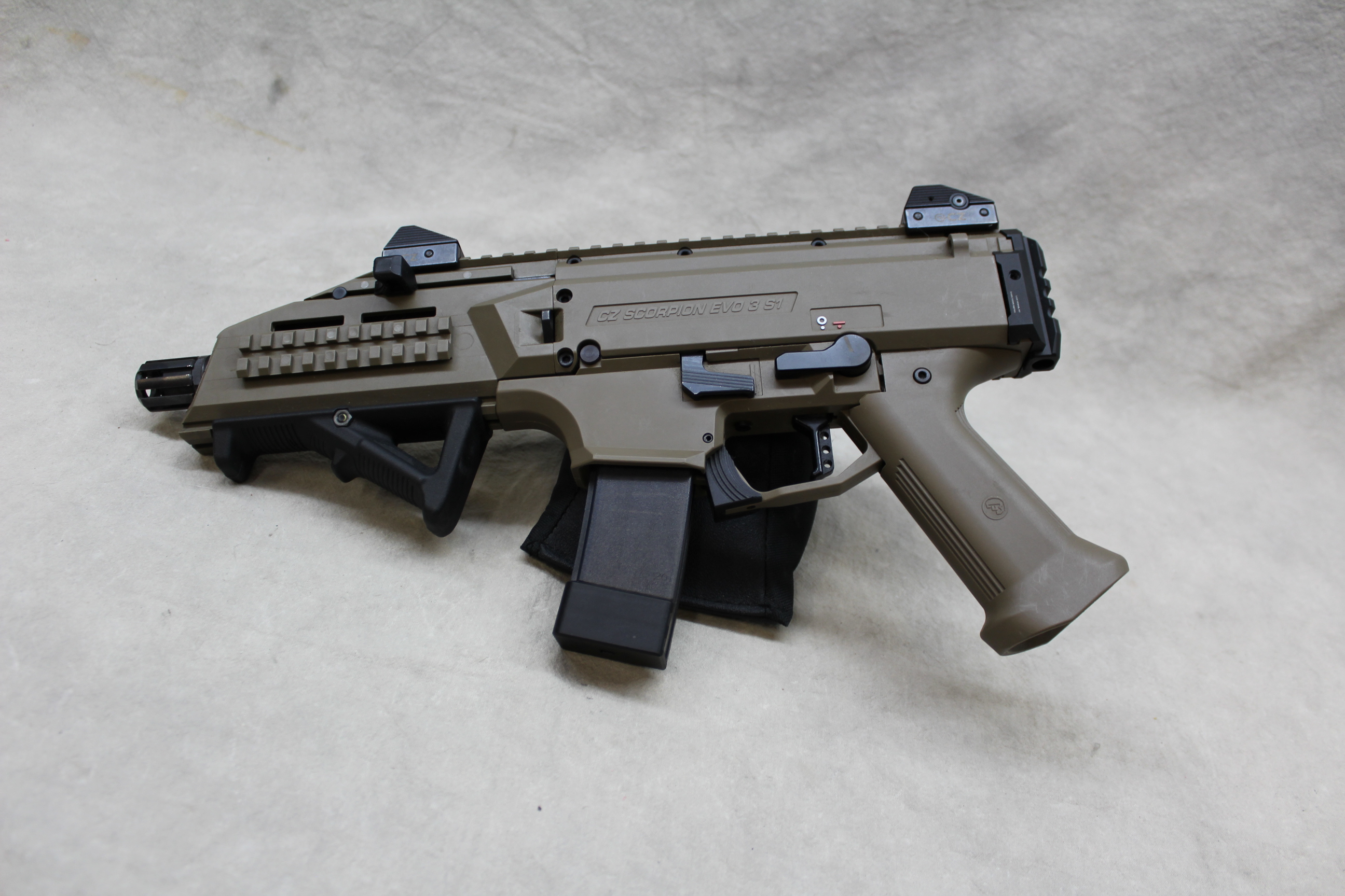 CZ Scorpion Evo 3 ~9mm Luger~ - Bass Pro Shops