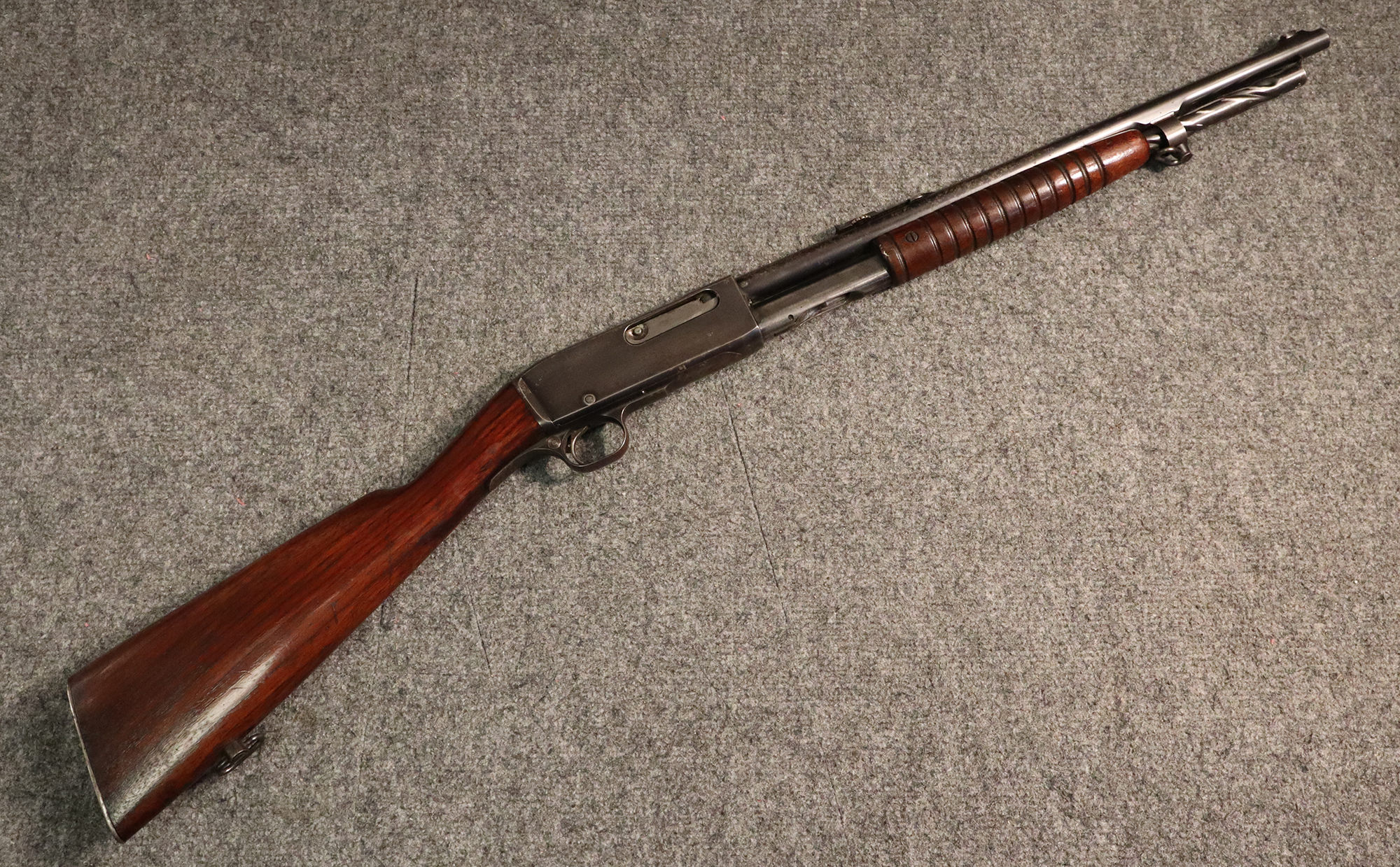 Image of Remington ~ 14R Carbine ~ .32 Remington (SKU: 4739984)