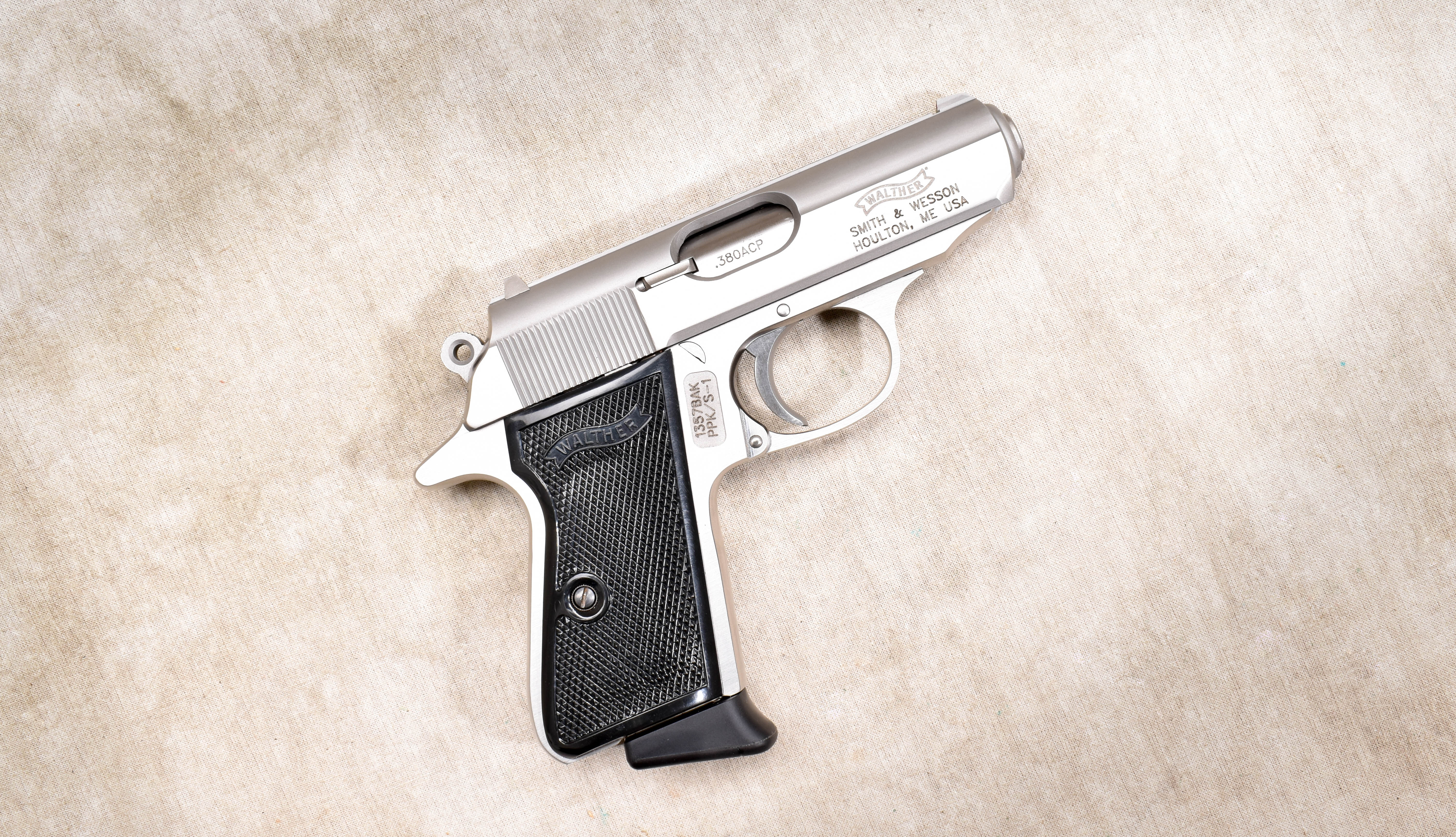 Walther ~ Model PPK/S-1 ~ 9MM Kurz - Bass Pro Shops