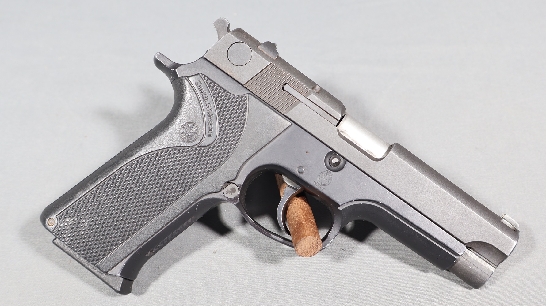Smith & Wesson~915~9MM Luger - Bass Pro Shops