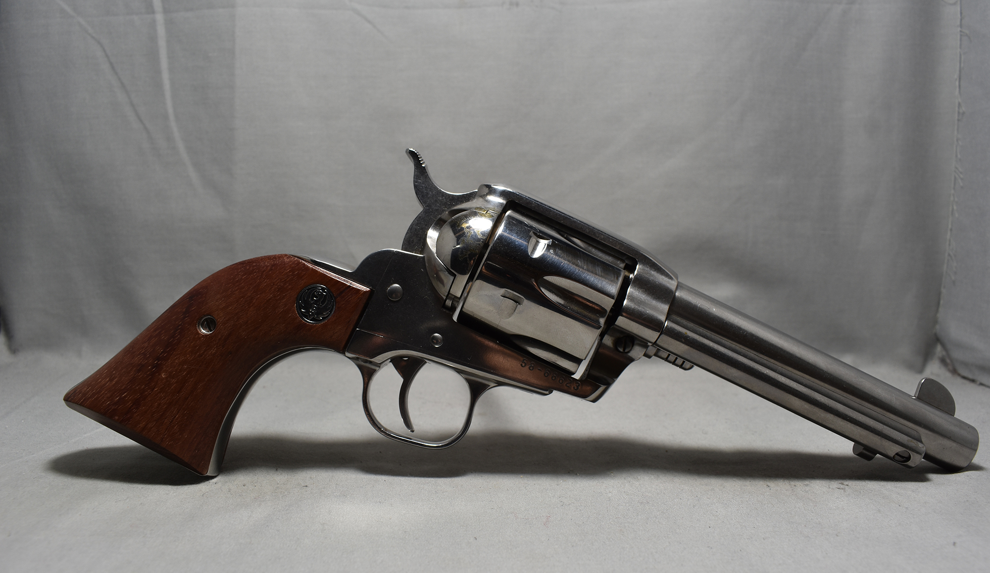 Ruger ~ Vaquero ~ .44 Magnum - Bass Pro Shops