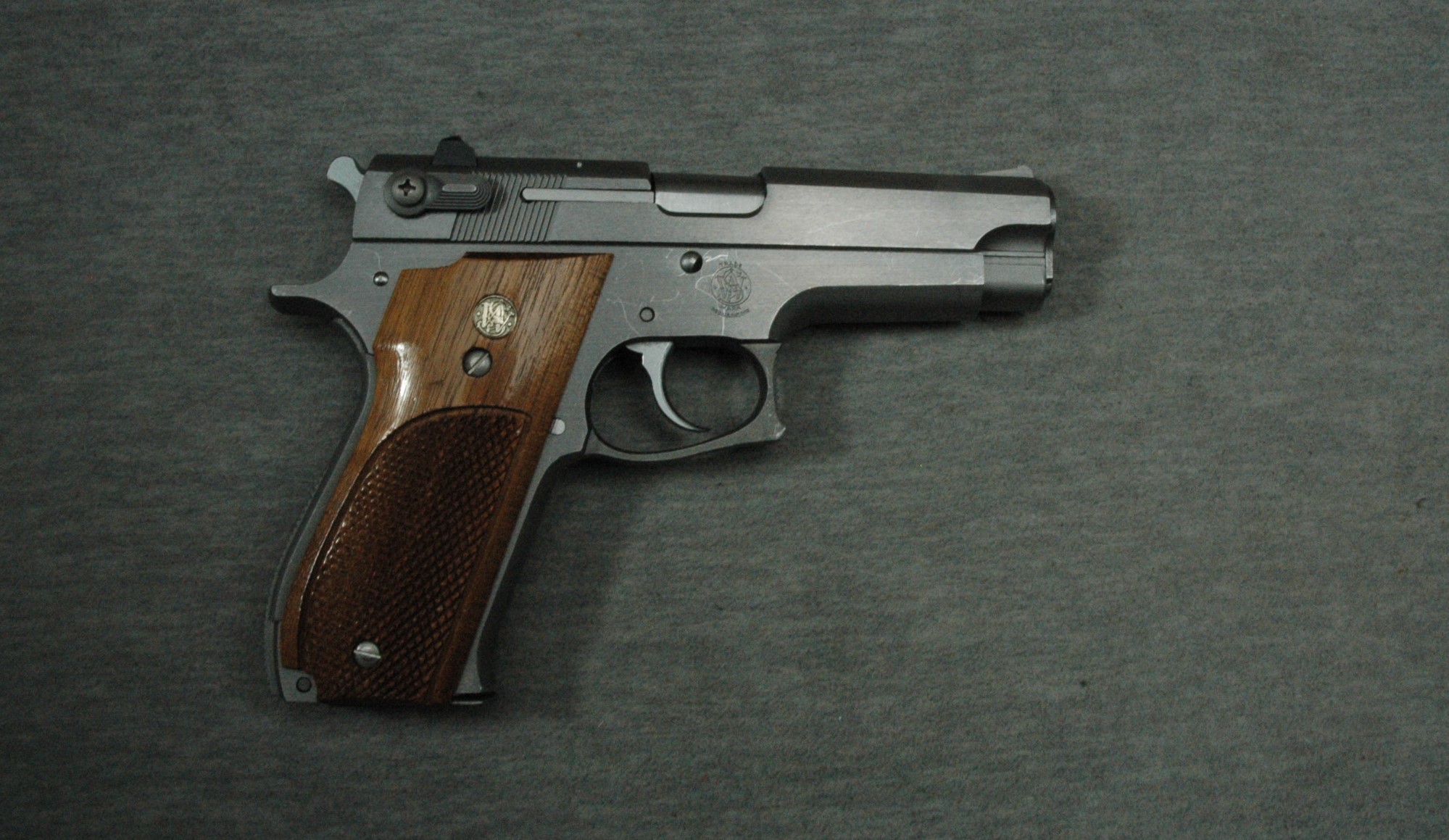 Smith & Wesson ~ 639 ~ 9mm Luger - Bass Pro Shops