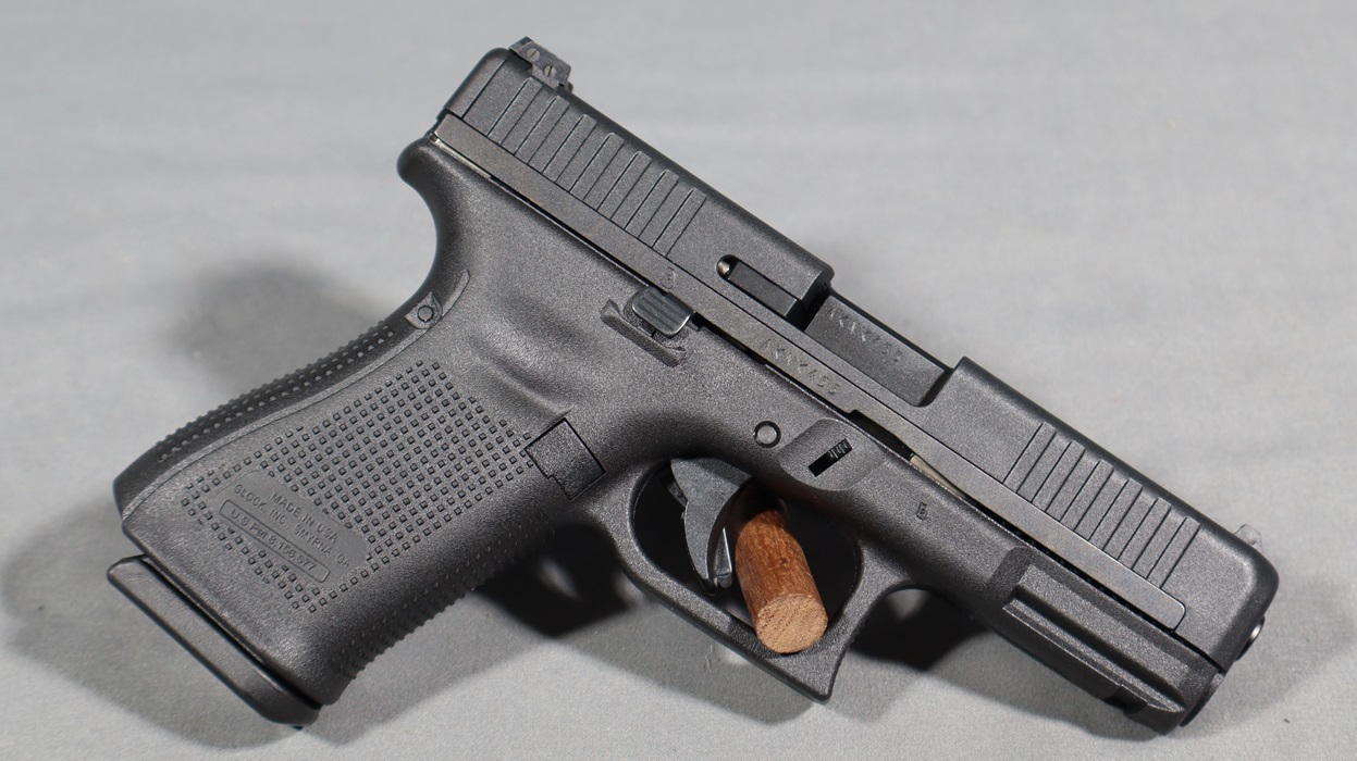 Glock~44~.22 Long Rifle - Bass Pro Shops