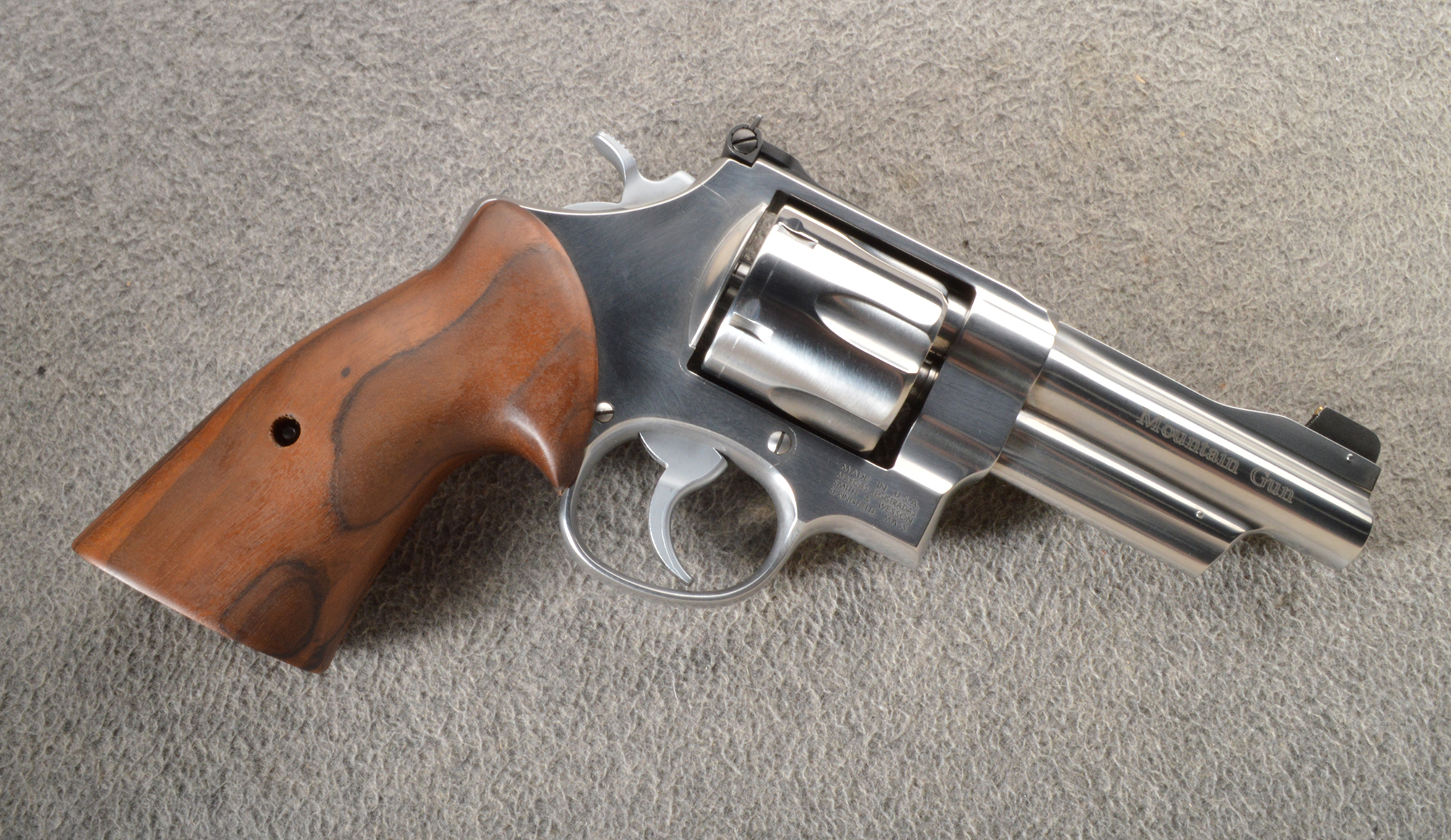 Smith & Wesson ~ 610-4 Mountain ~ 10mm Auto ~ NIB - Bass Pro Shops