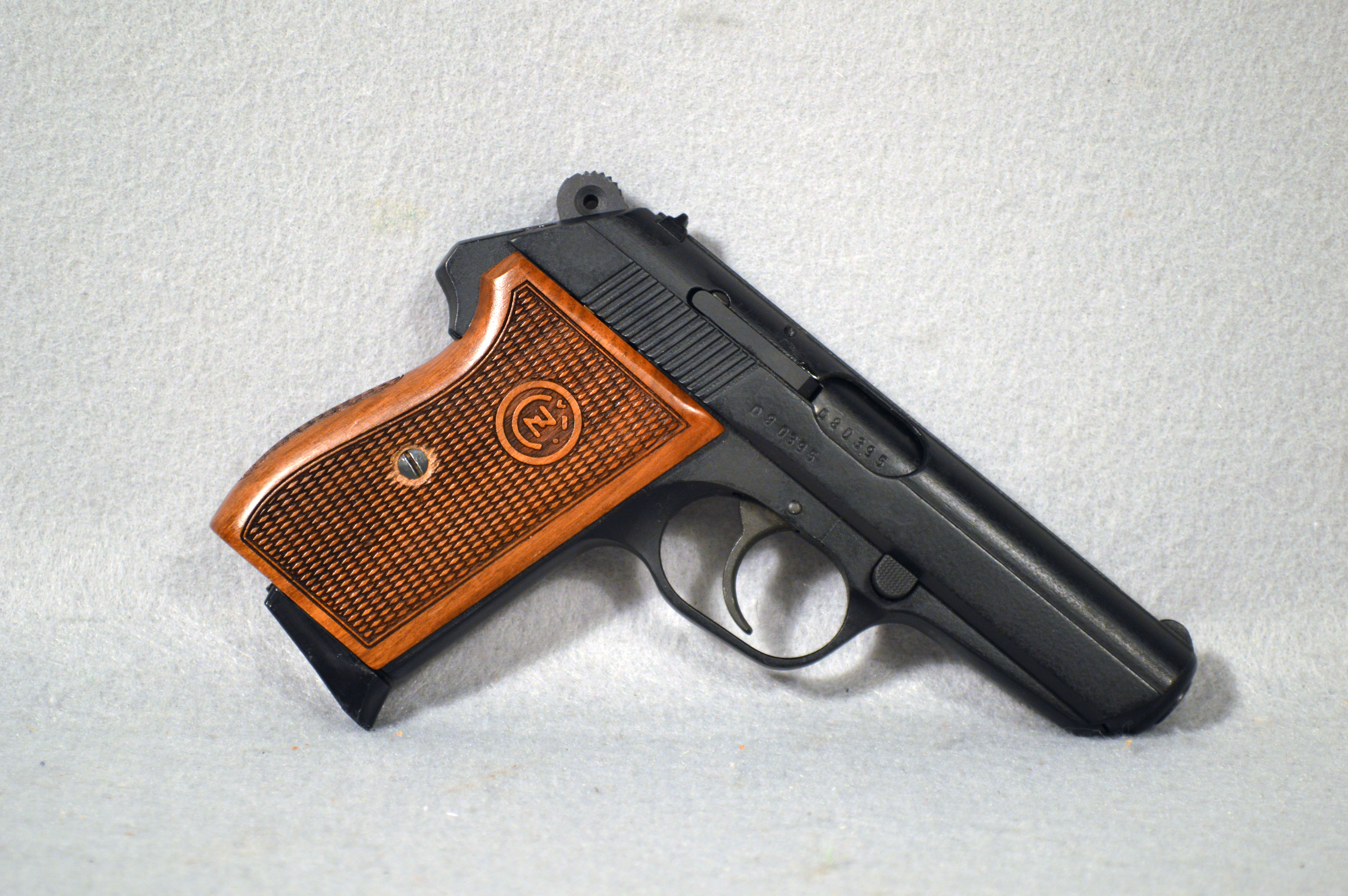 CZ ~ VZOR 70 ~ .32 ACP - Bass Pro Shops