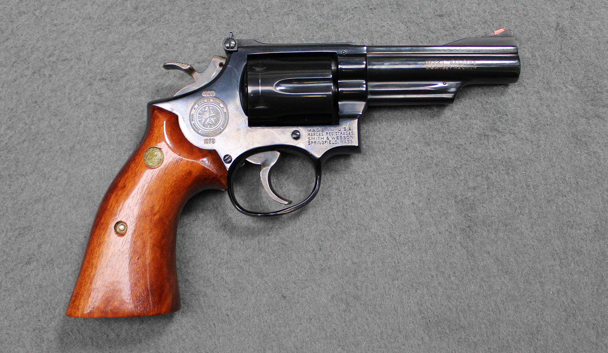 Image of Smith & Wesson ~ 19-3 (Texas Rangers Commemorative) ~ .357 Magnum