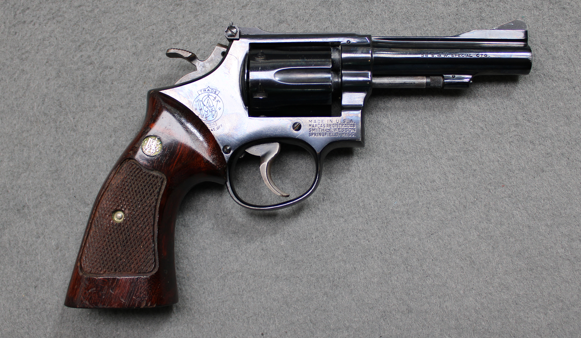 Image of Smith & Wesson ~ 15-2 ~ .38 S&W Special