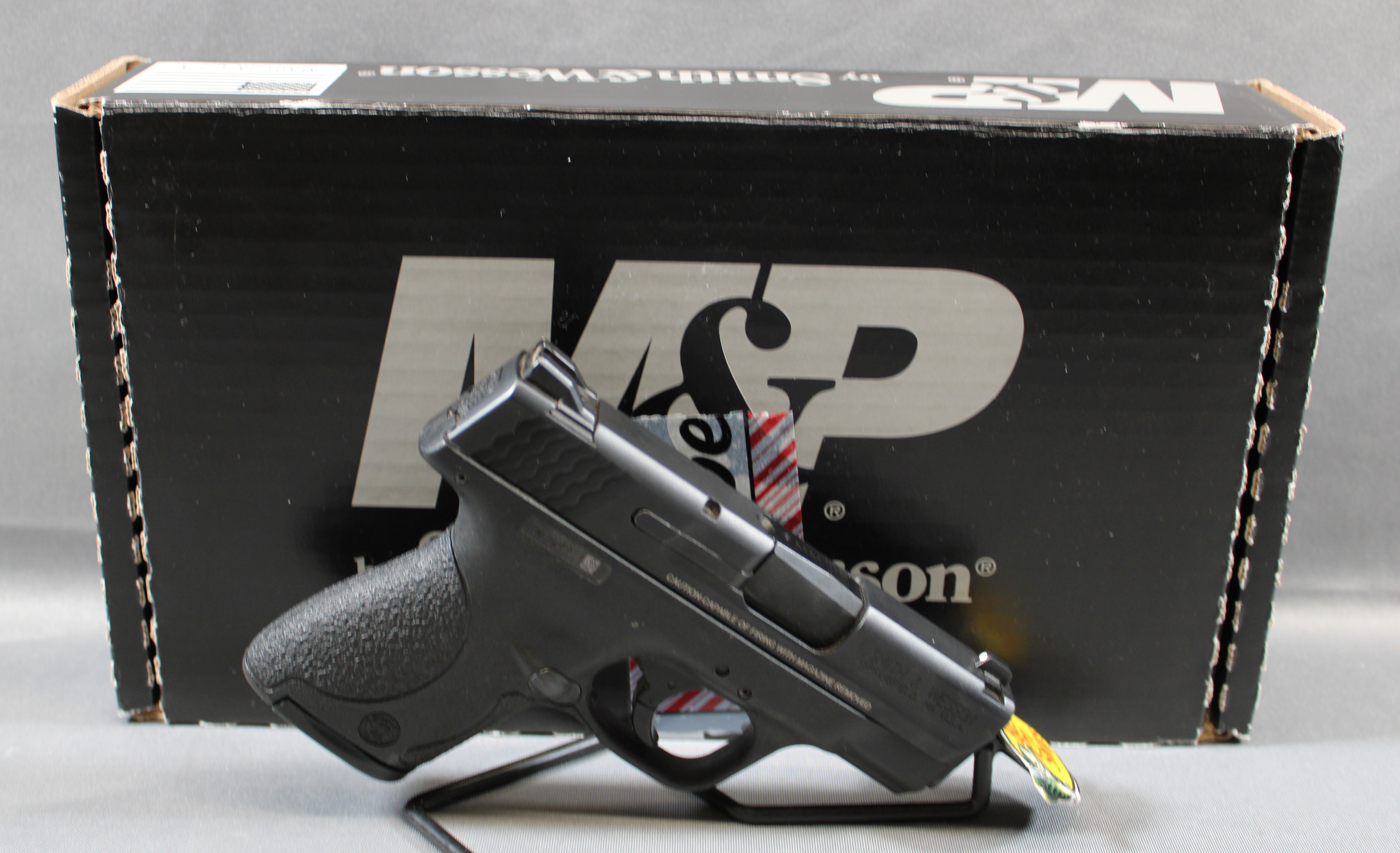 Smith & Wesson ~ M&P 9 Shield ~ 9mm Luger - Bass Pro Shops