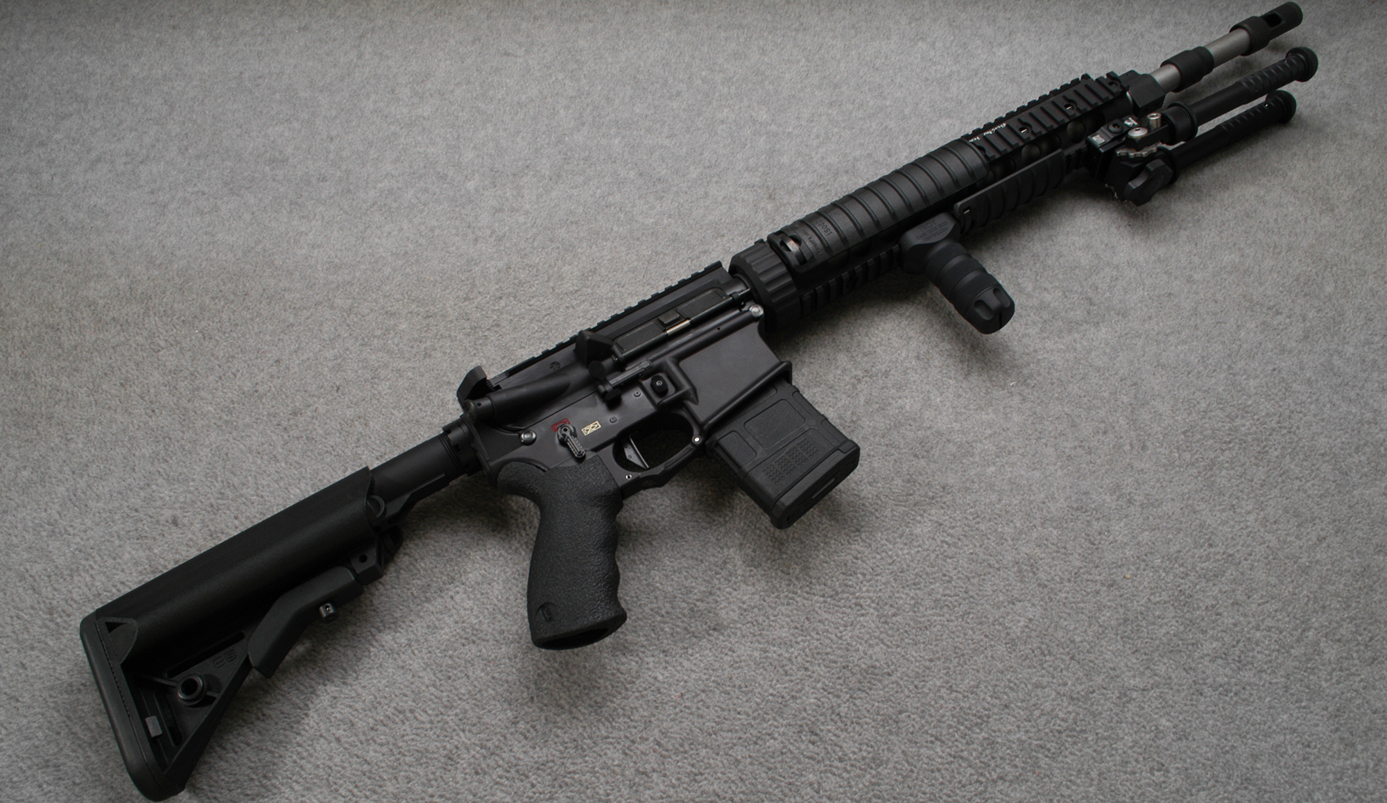 LMT ~ MARS-LS ~ 5.56 NATO - Bass Pro Shops