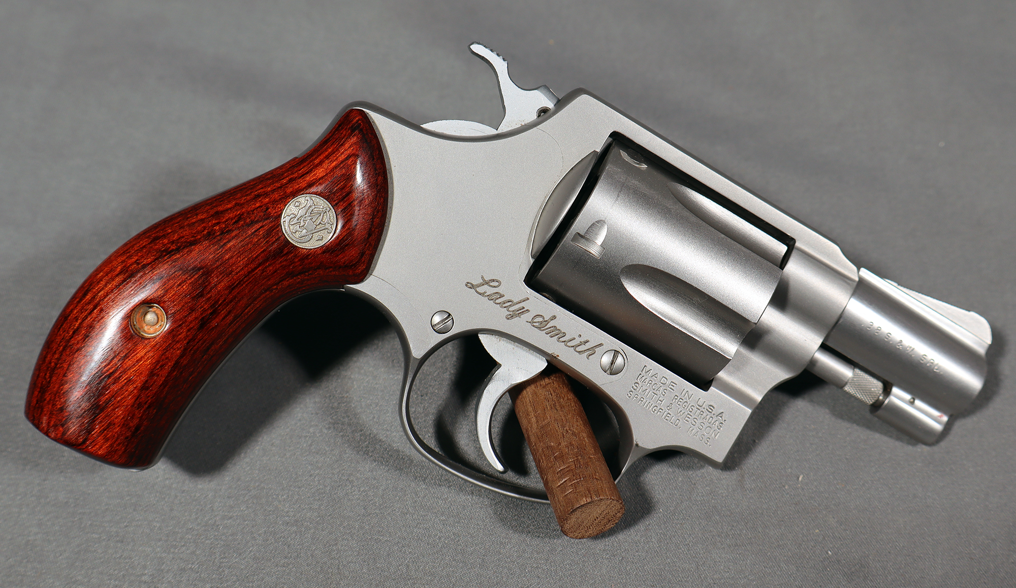 Smith & Wesson ~ 60-7 ~ .38 SPL + P - Bass Pro Shops