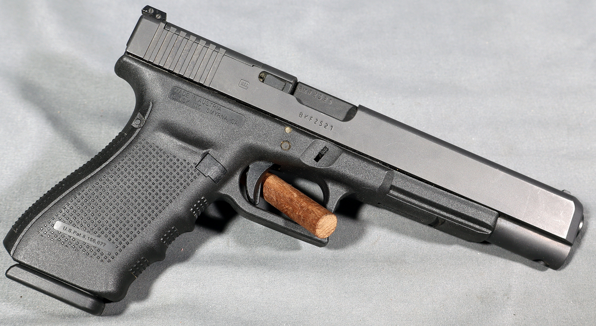 Glock ~ Gen 4 ~ 40 ~ 10mm Auto - Bass Pro Shops