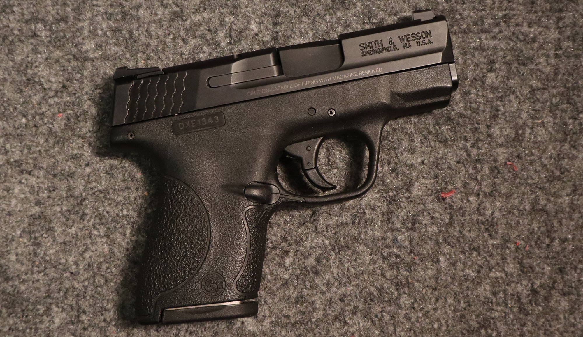 Image of Smith & Wesson ~ M&P 9 Shield ~ 9mm Luger (SKU: 4747695)