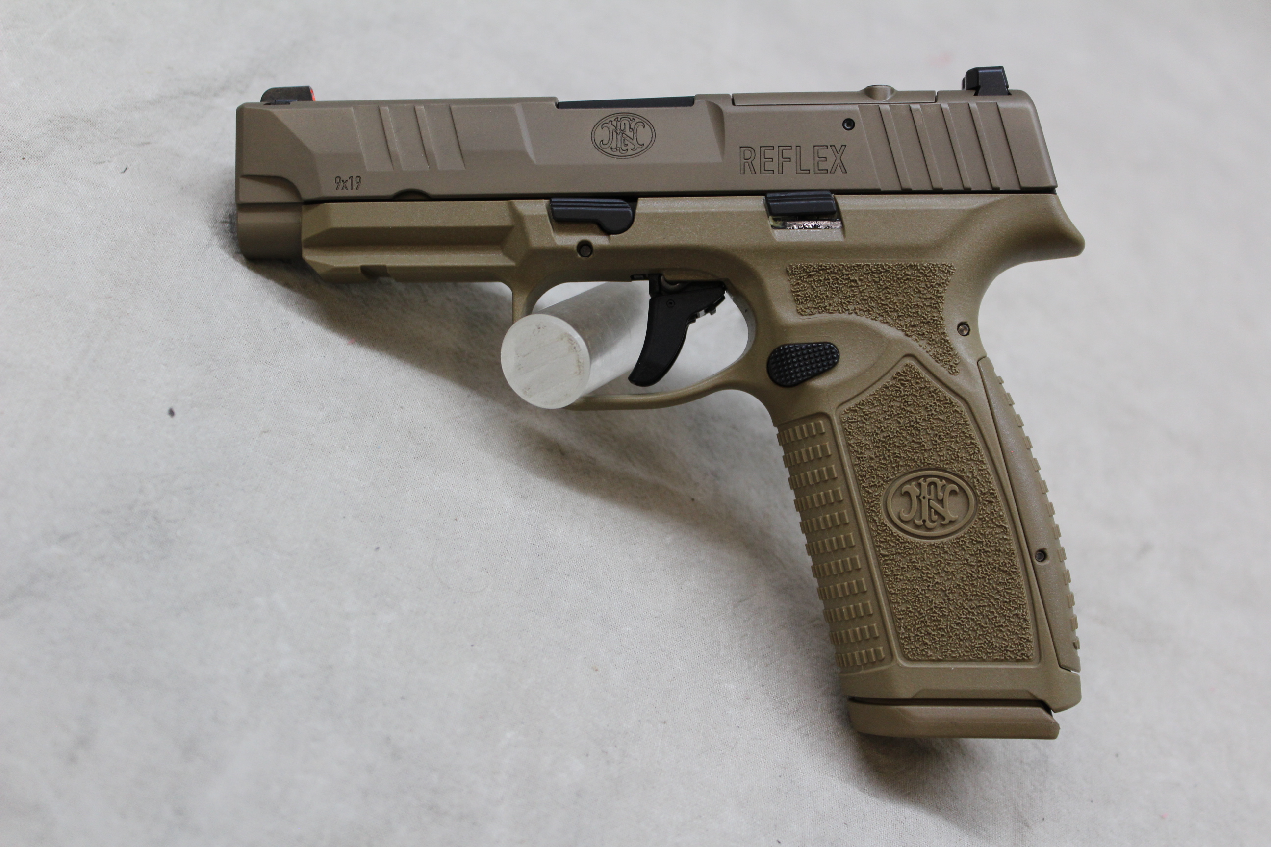 FN Reflex ~9mm Luger~ - Bass Pro Shops