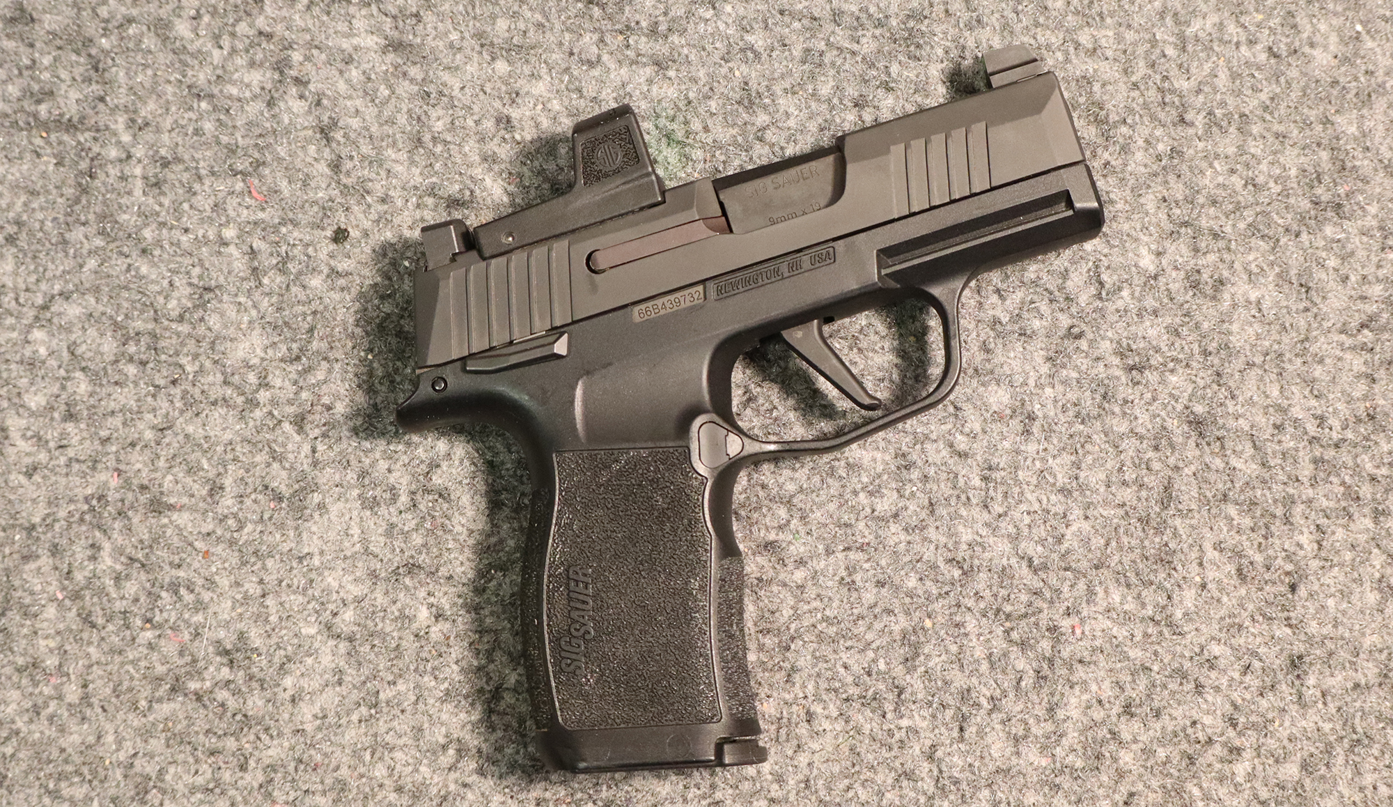 Sig Sauer ~ P365 ~ 9mm Luger (SKU: 4750559) - Bass Pro Shops