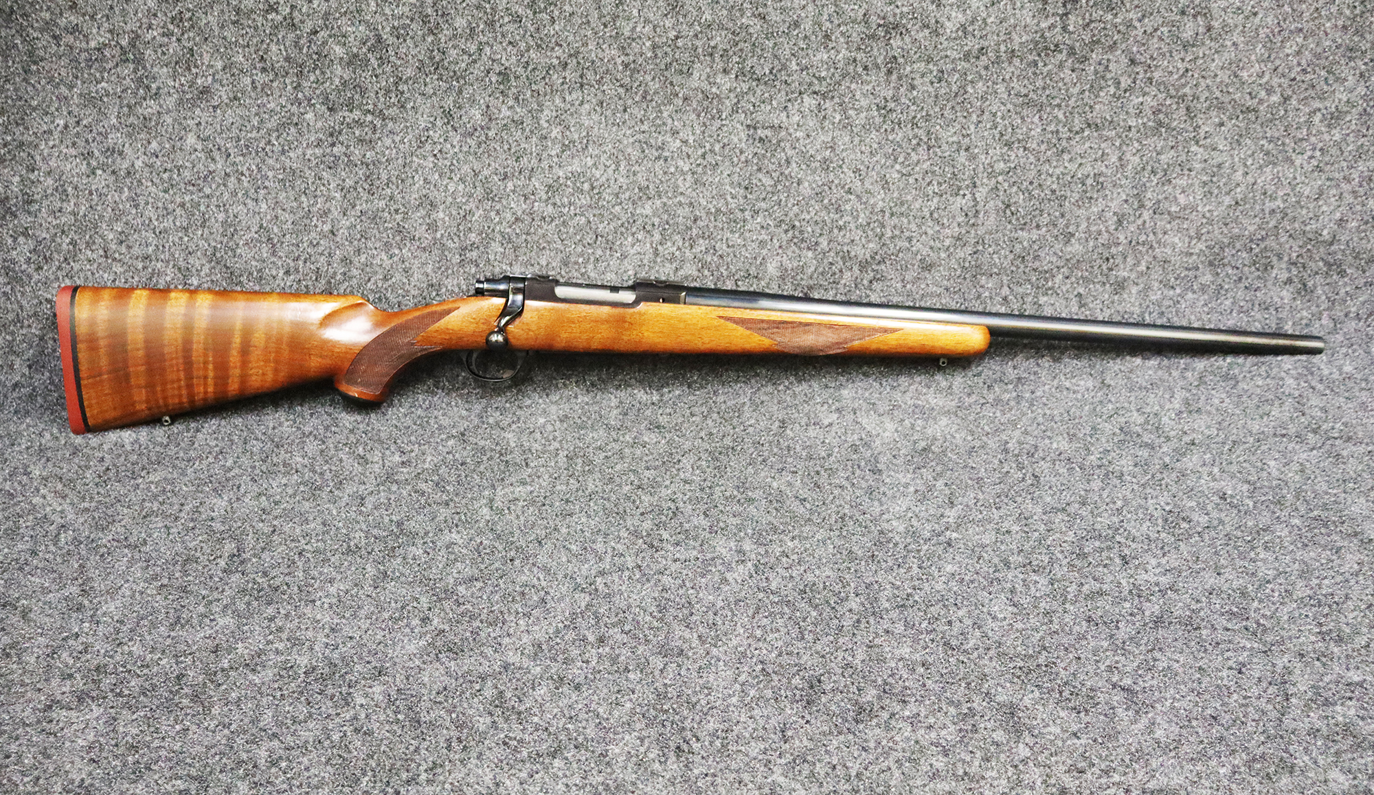 Image of Sturm Ruger ~ Model M77 ~ .22-250 Remington