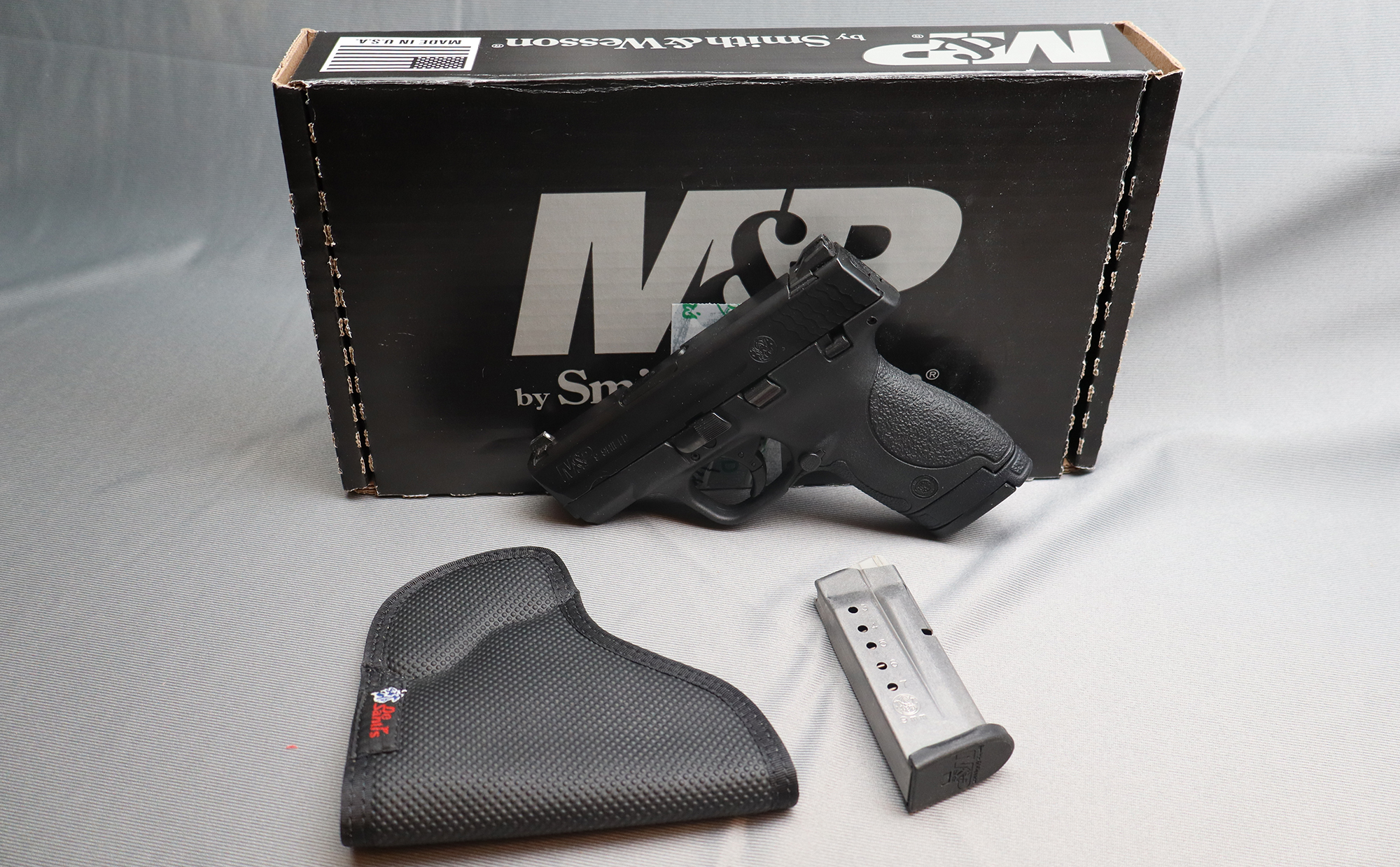 Smith & Wesson ~ M&P9 Shield ~ 9mm Luger - Bass Pro Shops
