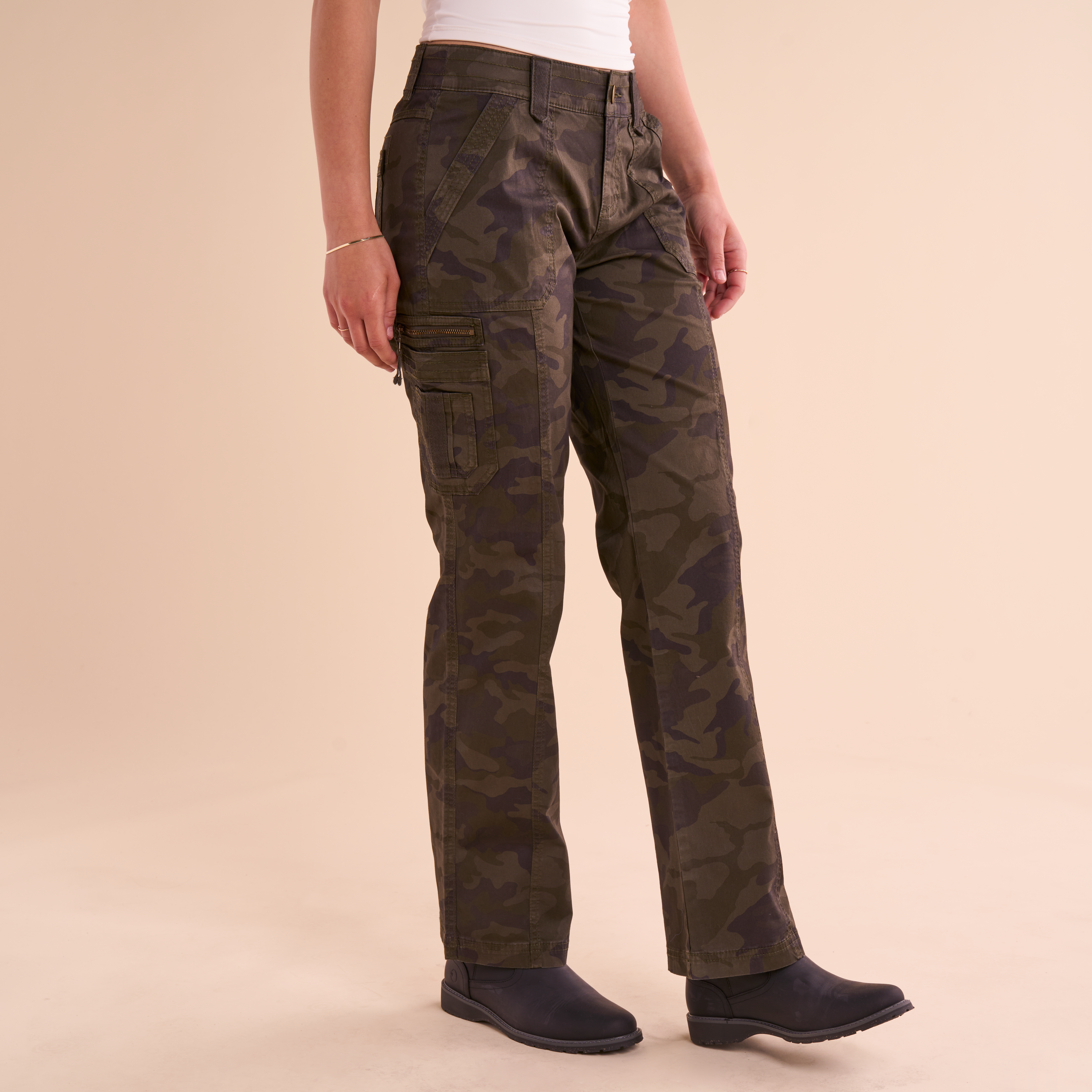 Image of Natural Reflections Cargo Stretch Twill Comfort Waist Pants - Camo
