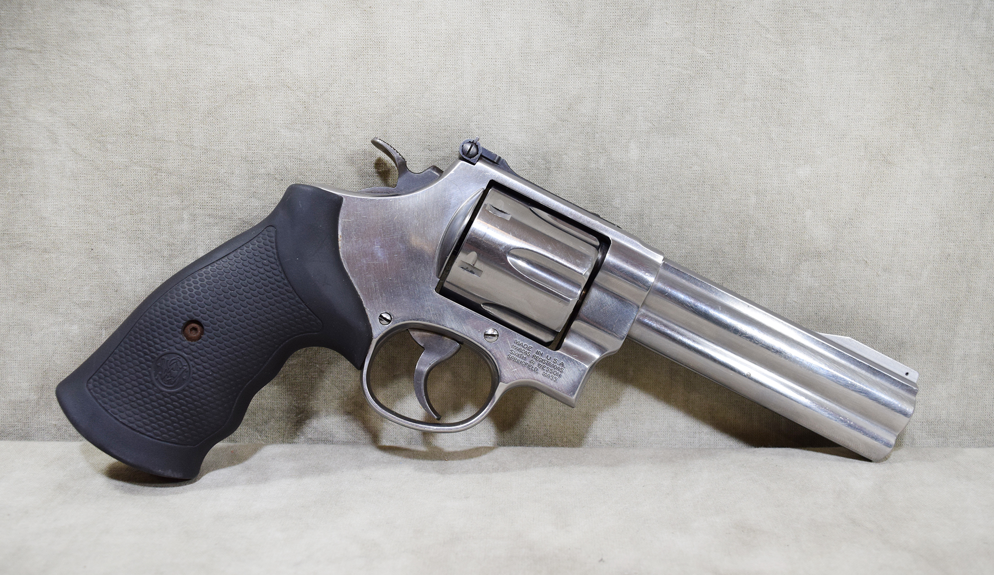 Image of Smith & Wesson~629-6 Classic~.44 magnum