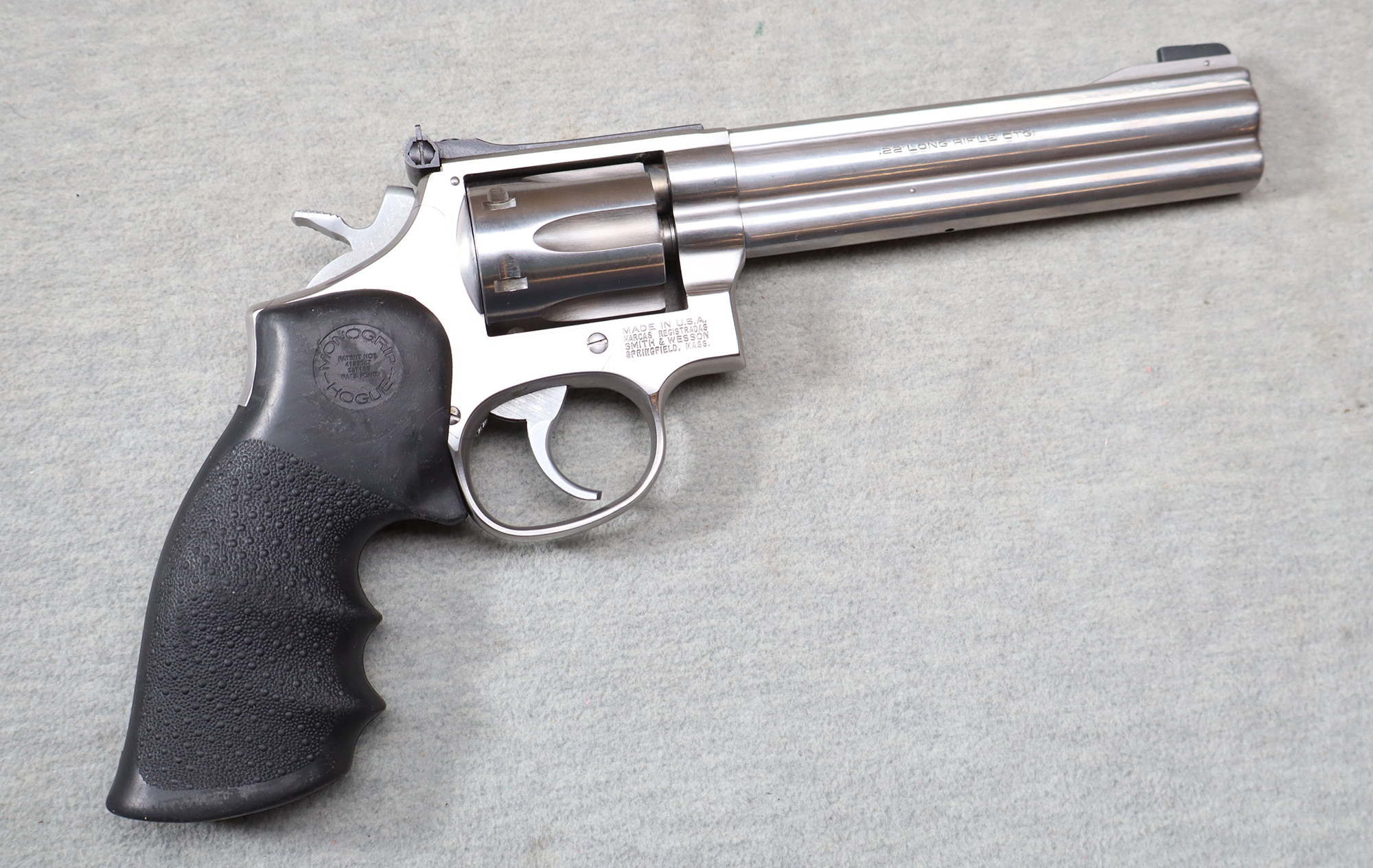 Smith & Wesson ~ Model 617 ~ .22 LR - Bass Pro Shops
