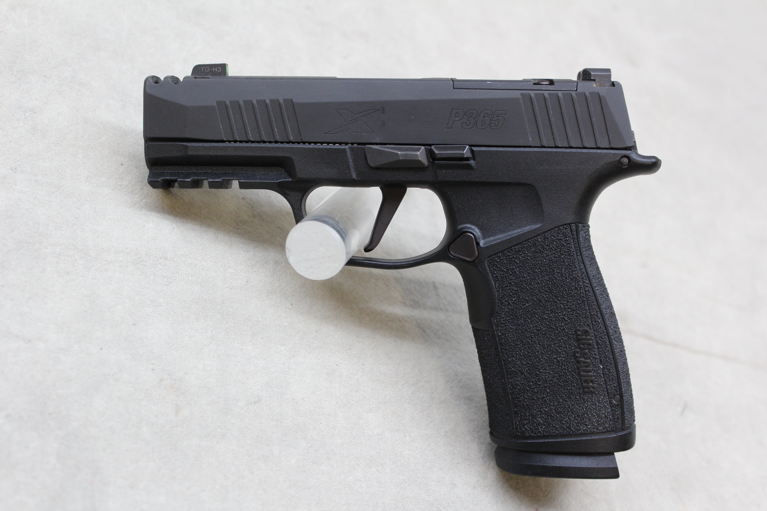 Sig Sauer P365 ~9mm Luger~ - Bass Pro Shops