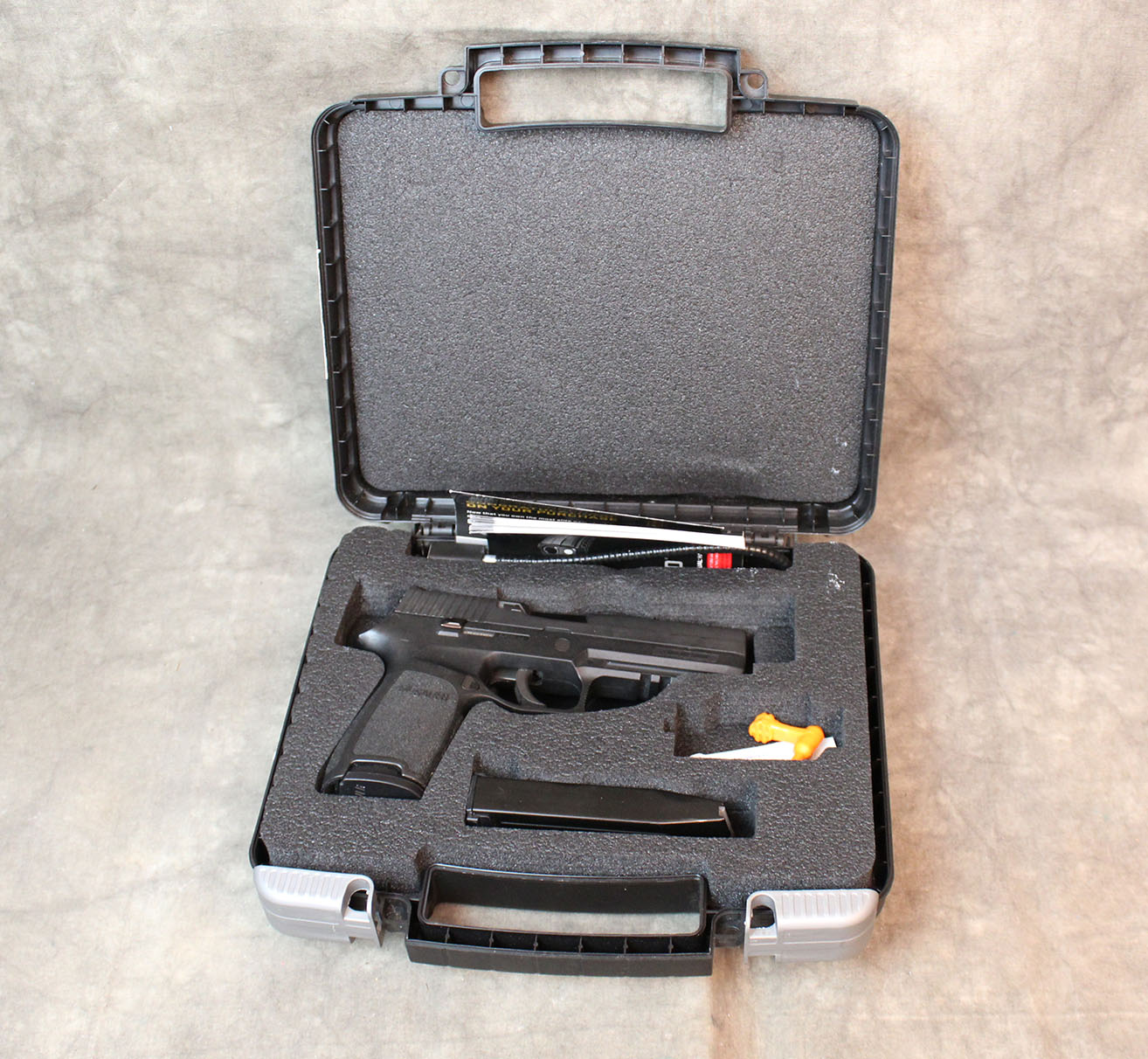 Sig Sauer ~ P250 ~ 9mm - Bass Pro Shops