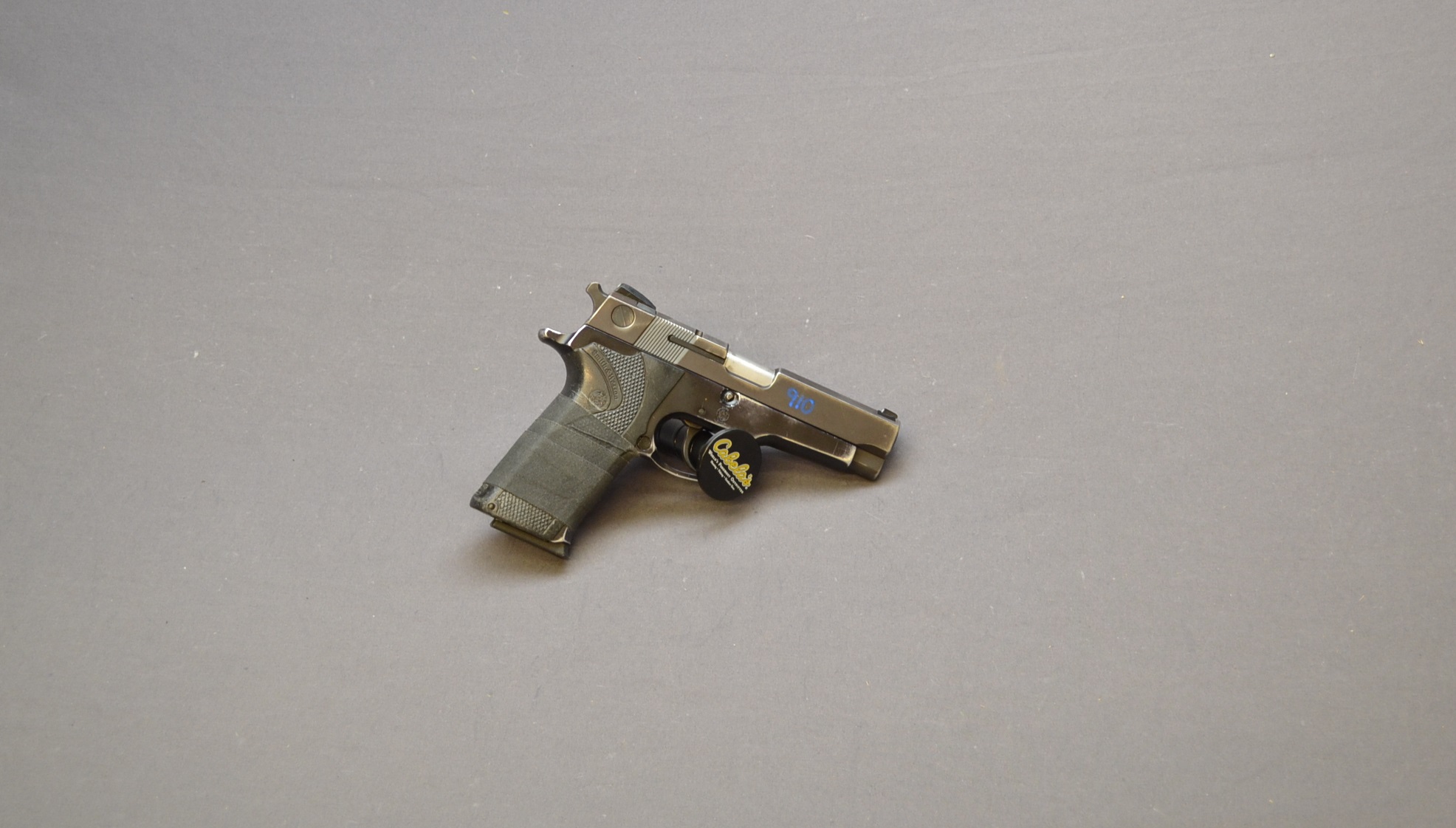 Image of SMITH & WESSON~910~9MM