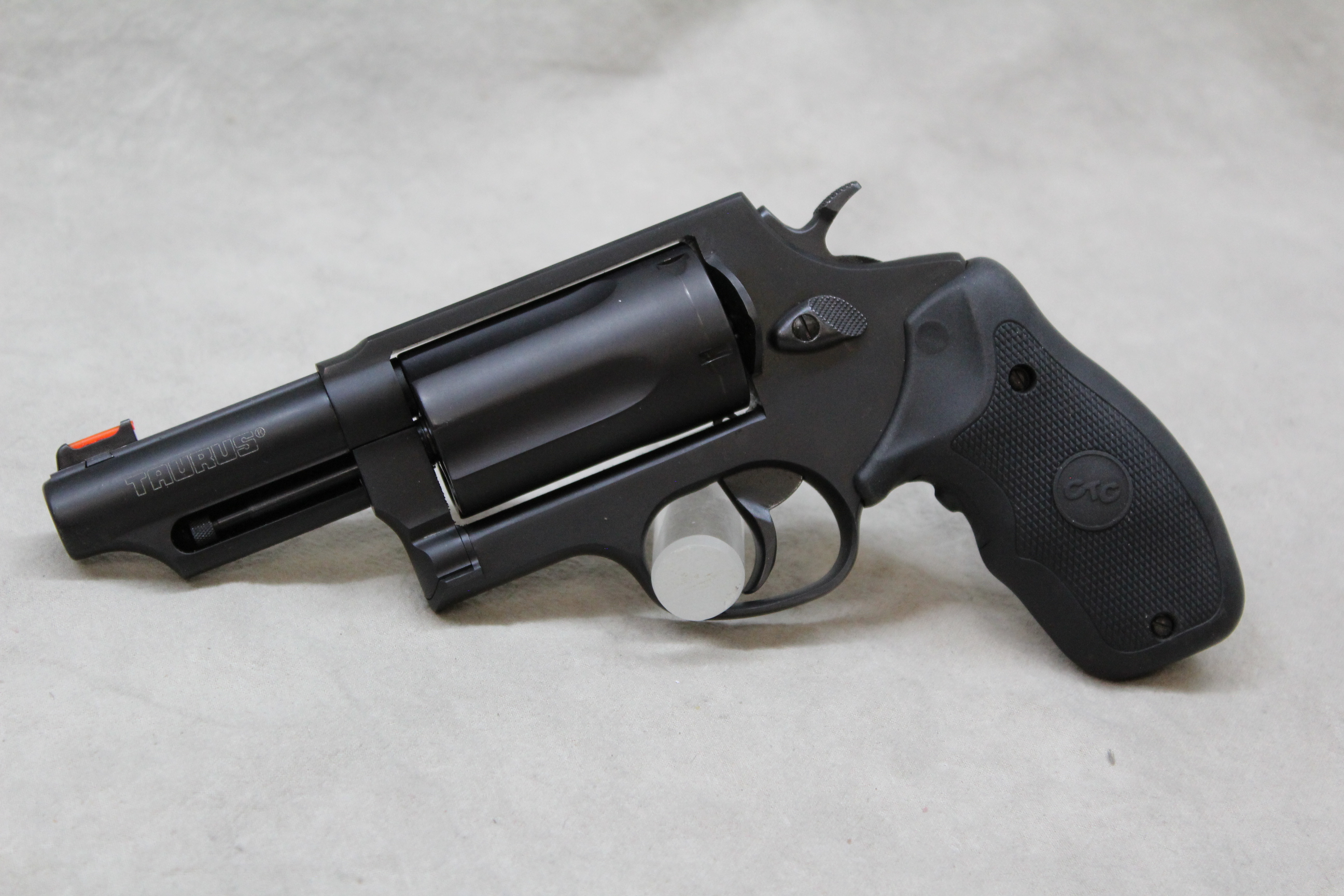 Taurus Night Court Judge ~.45 LC / .410 Gauge~ - Bass Pro Shops
