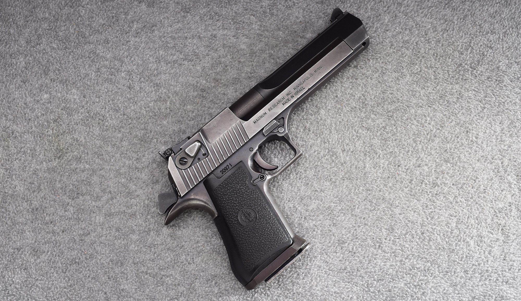 Image of Magnum Research (IMI) ~ Desert Eagle ~ .44 Magnum