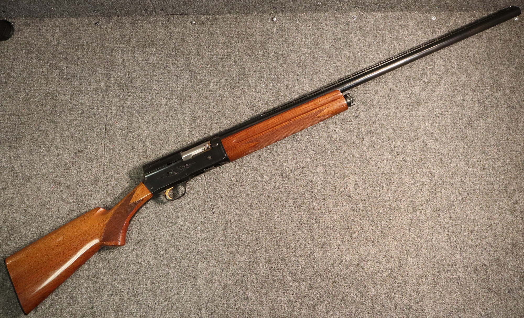 Image of Browning ~ Light Twelve ~ 12 Gauge (4765448)