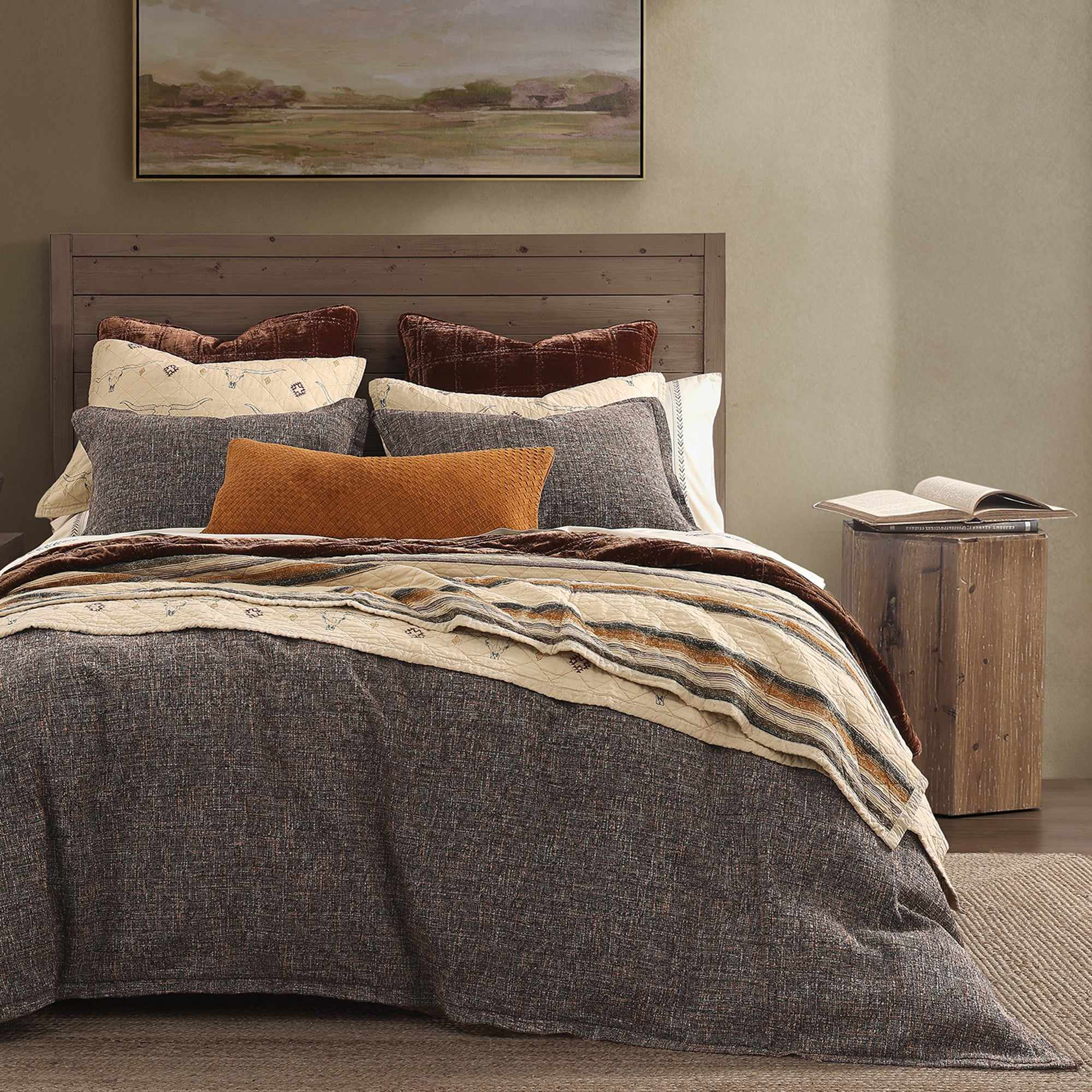 Image of HiEnd Accents Maverick Longhorns Reversible Quilt Set - Twin