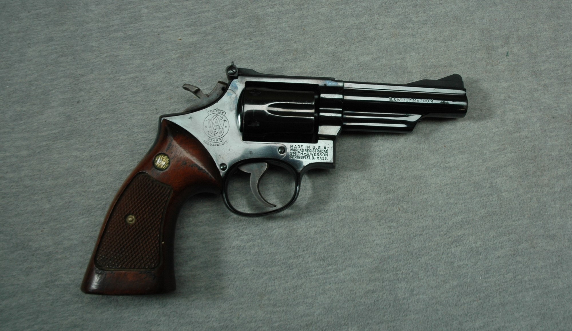 Image of Smith & Wesson ~ Model 19-3 ~ .357 Magnum