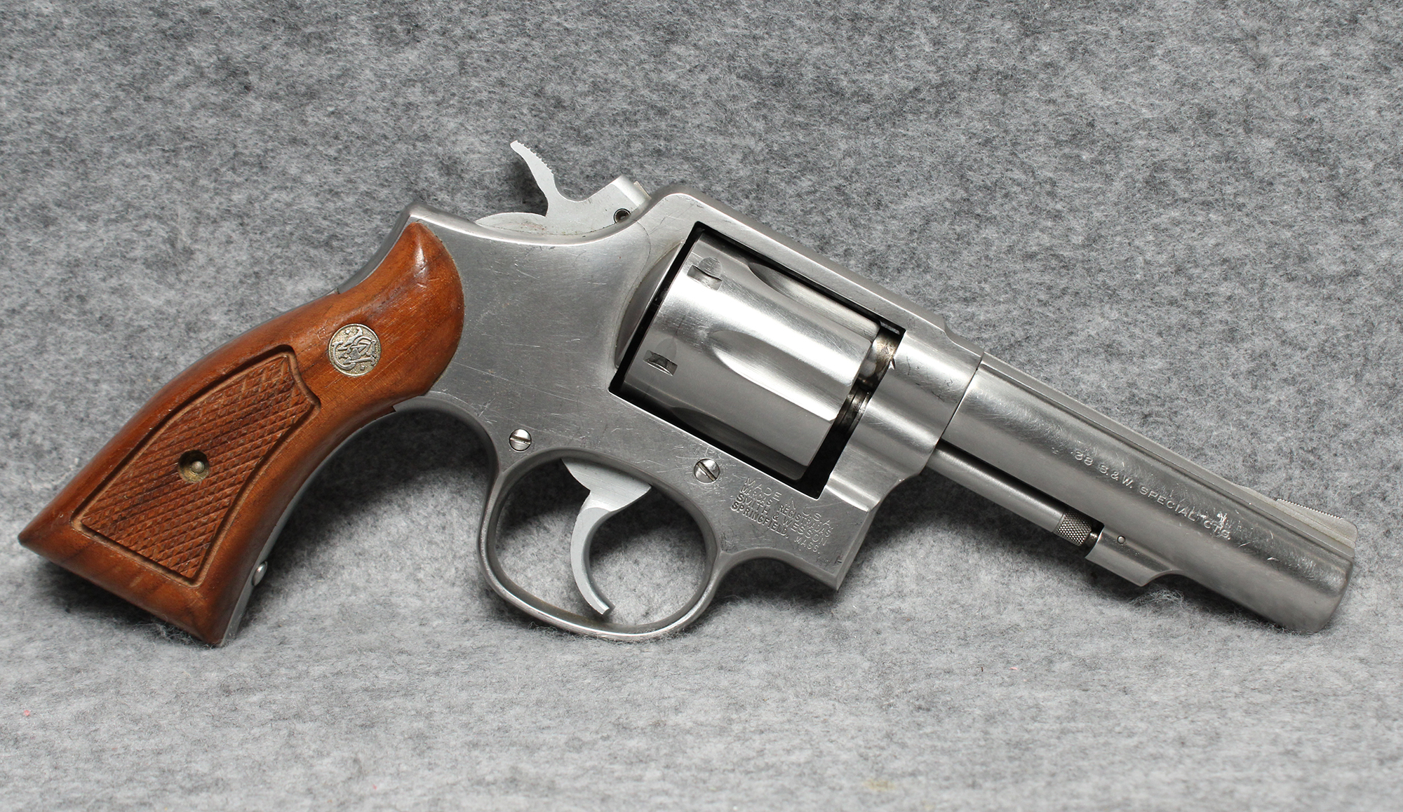 Image of Smith & Wesson ~ 64-5 ~ .38 Special
