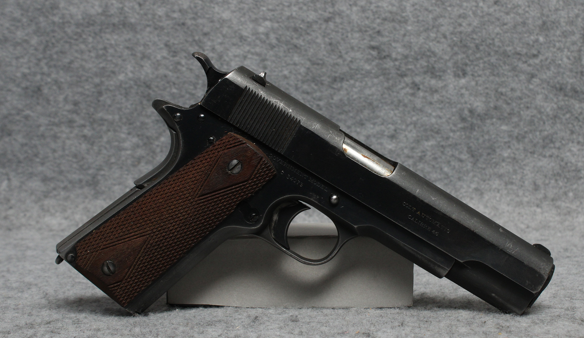Colt ~ M1911A1 ~ .45 ACP - Colt
