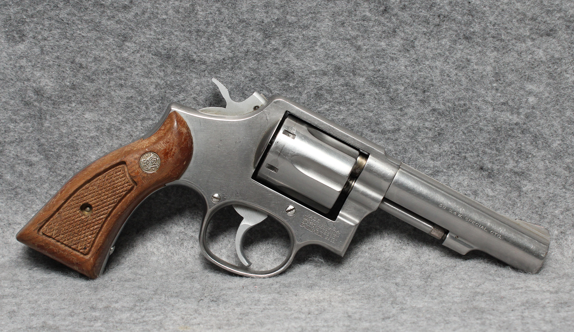 Image of Smith & Wesson ~ 64-5 ~ .38 Special