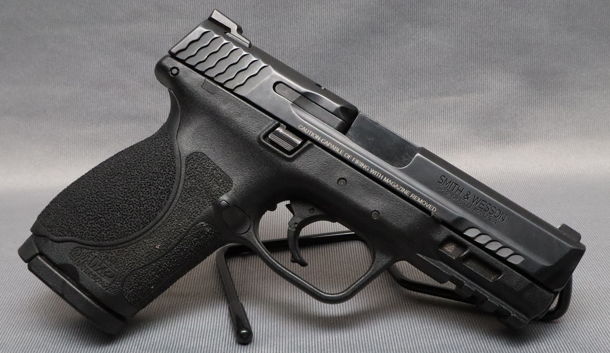 Image of Smith & Wesson ~ M&P40 M2.0 ~ 40 S&W