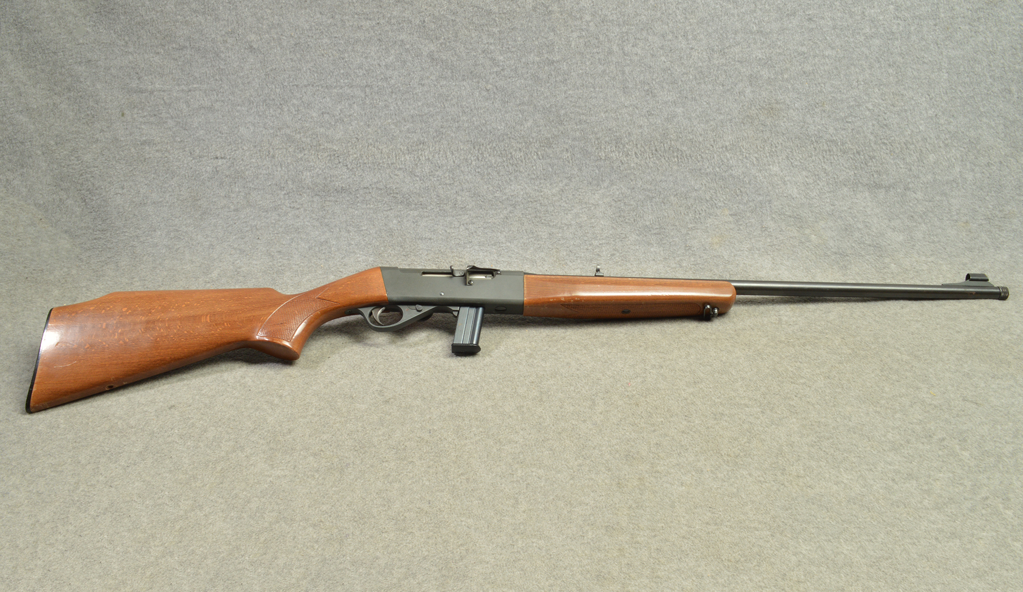 Image of Anschutz ~ 520 ~ .22 LR