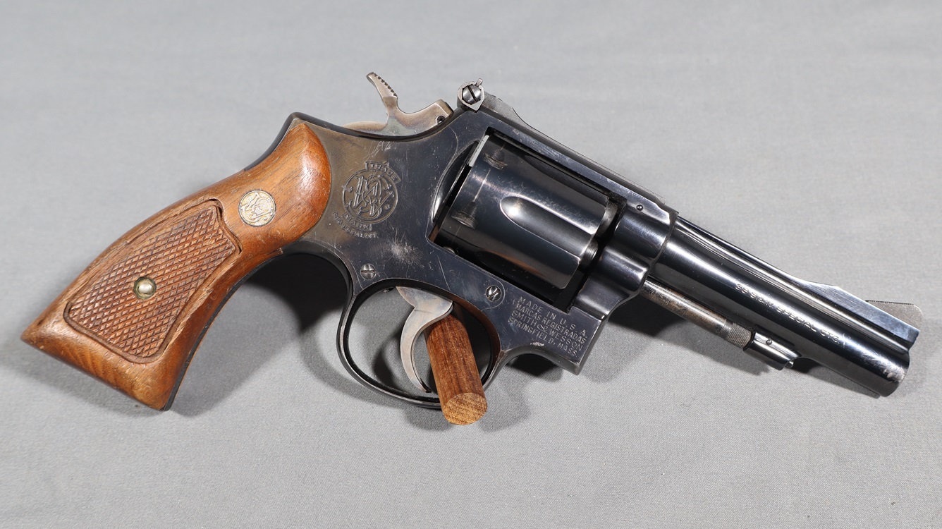 Image of Smith & Wesson~15-2~.38 S&W Special