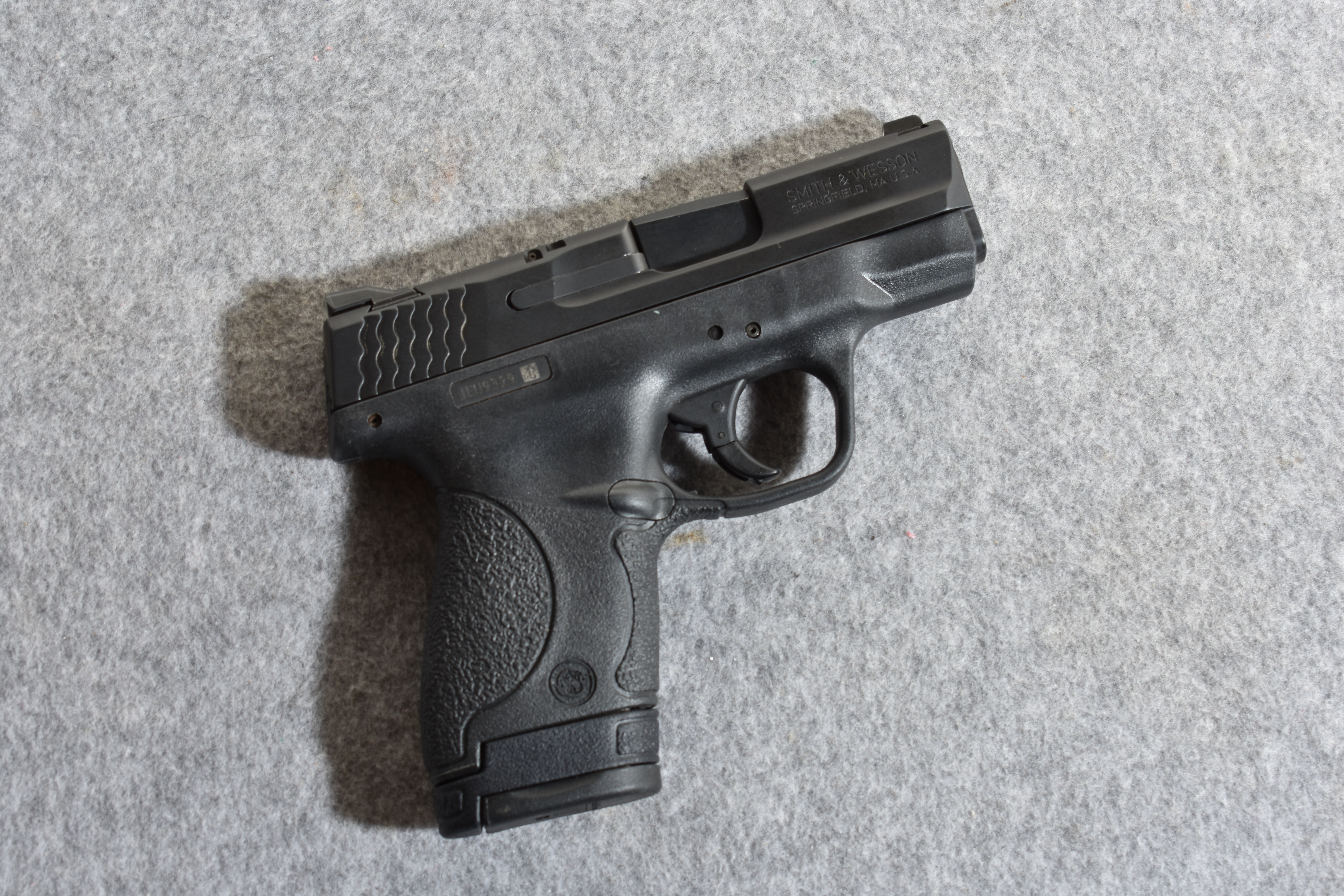 Image of Smith & Wesson M&P 9 Shield 9MM Luger Semi-Auto Pistol