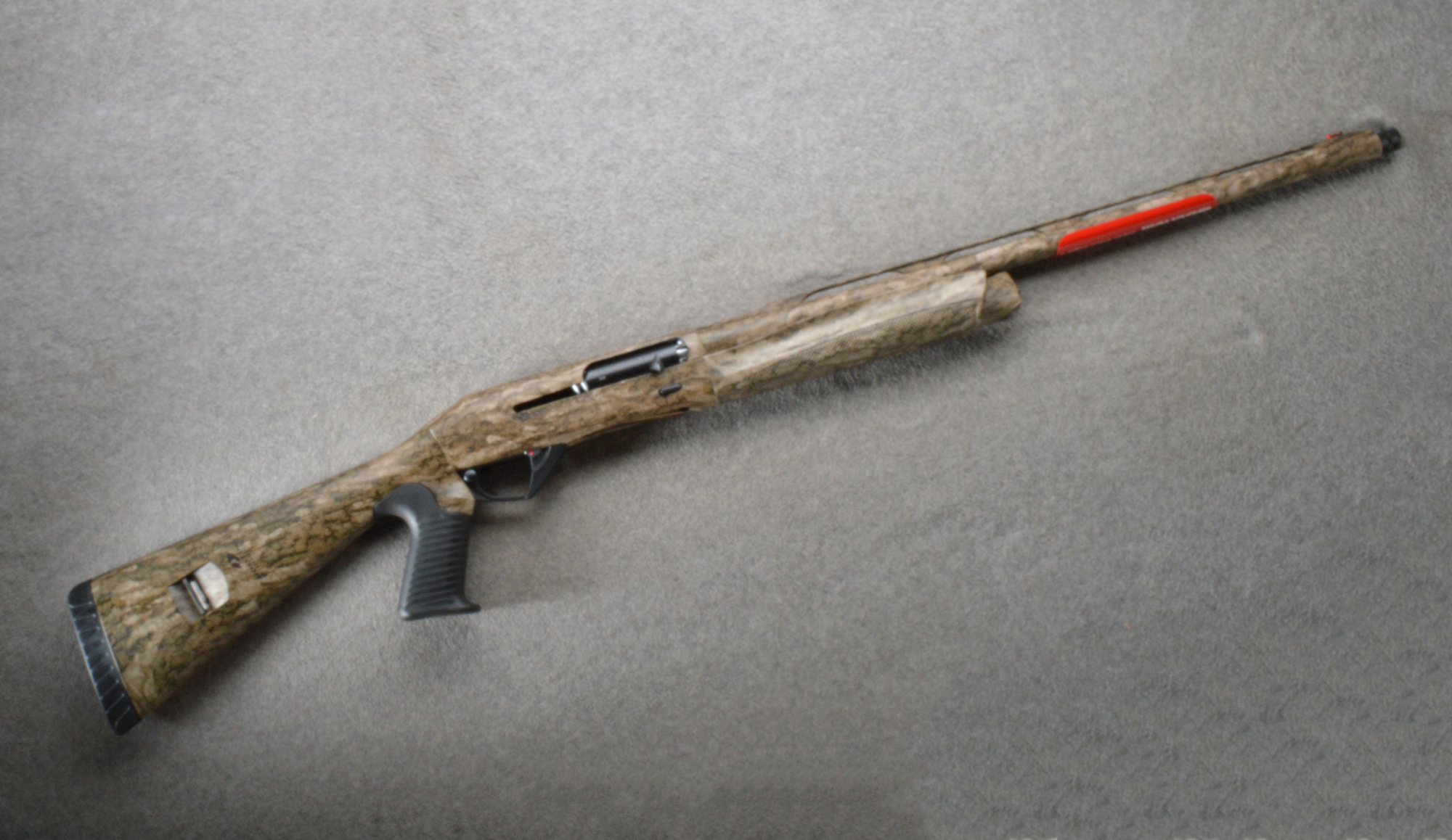 Image of Benelli ~ Super Black Eagle 3 ~ Mossy Oak Bottomland ~ 12 Gauge