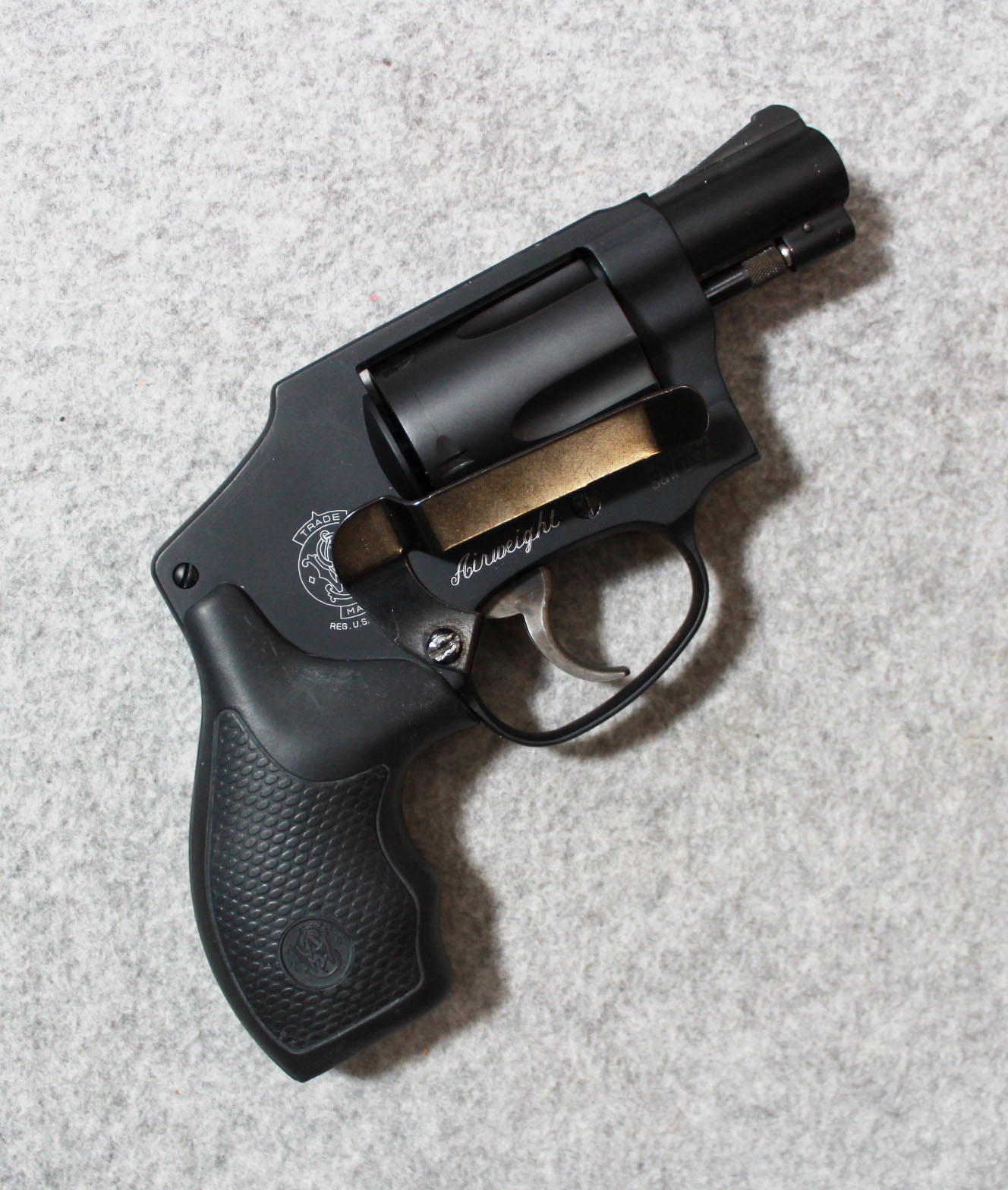 Image of Smith & Wesson ~ 442-1 Airweight ~ .38 Special + P