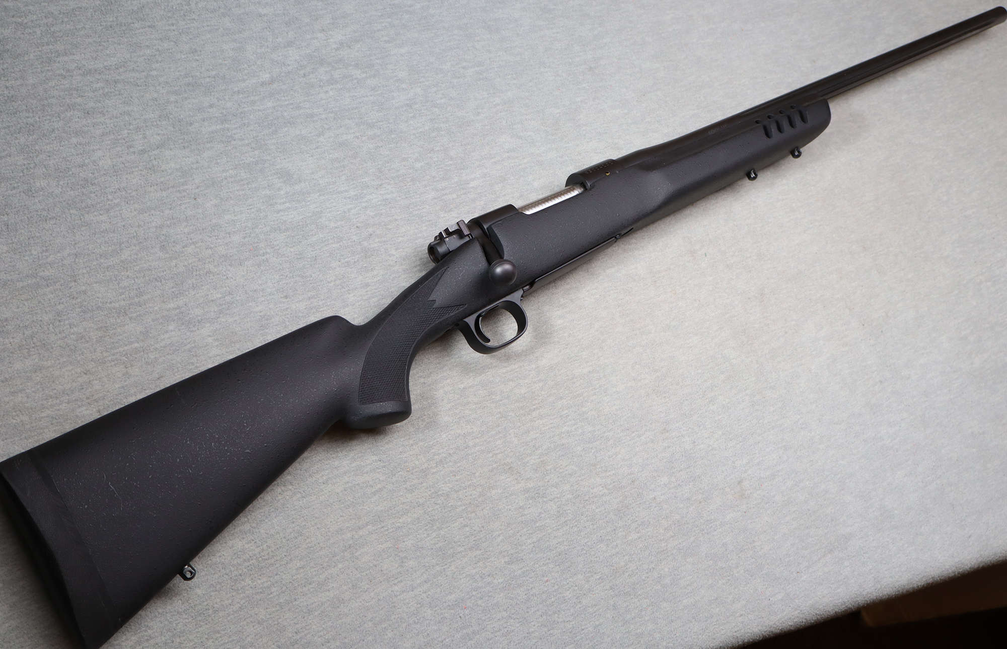 Winchester ~ Model 70 Coyote Lite ~ .325 WSM - Winchester