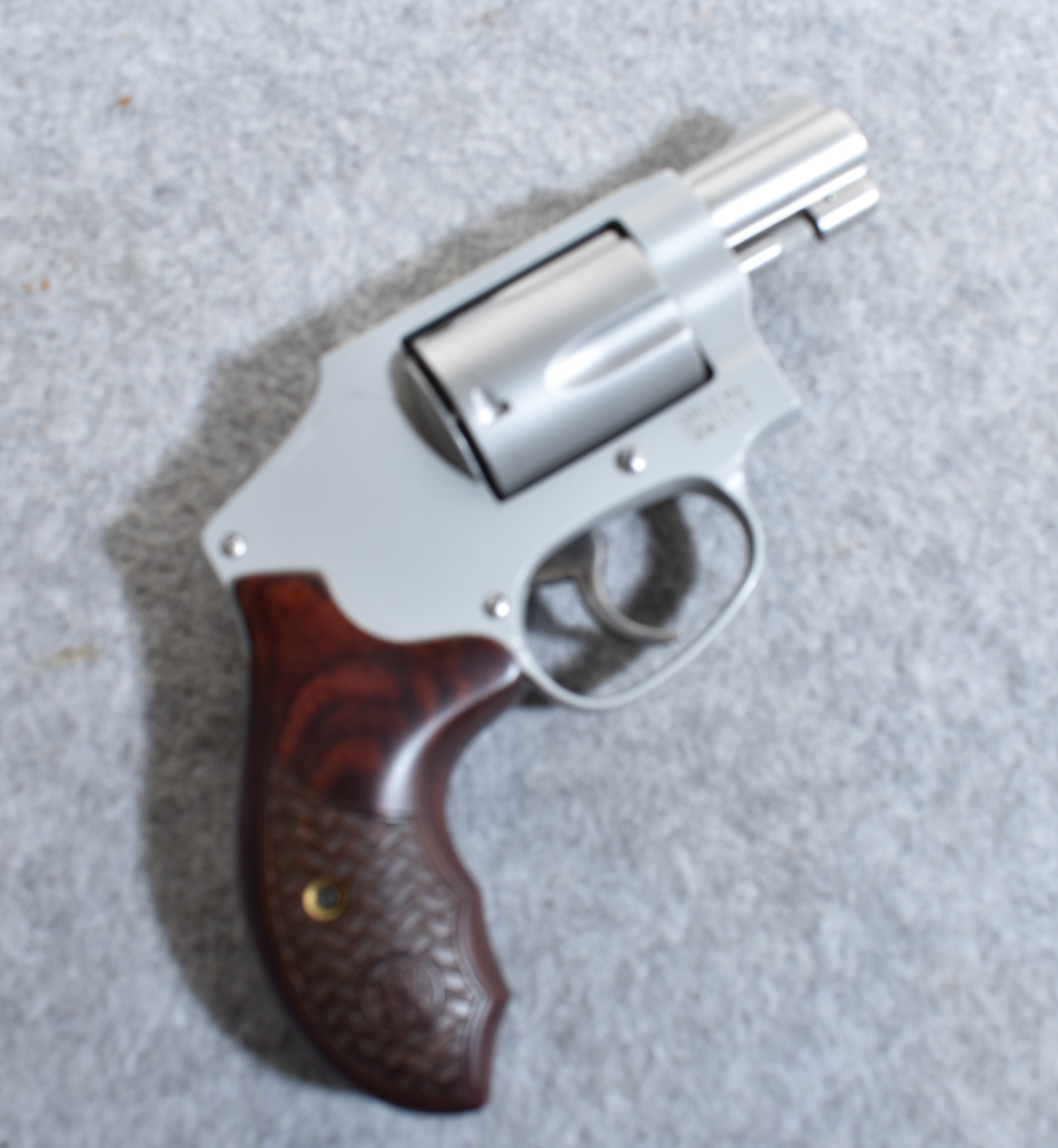 Image of Smith & Wesson 642-2 .38 SPL+P Revolver