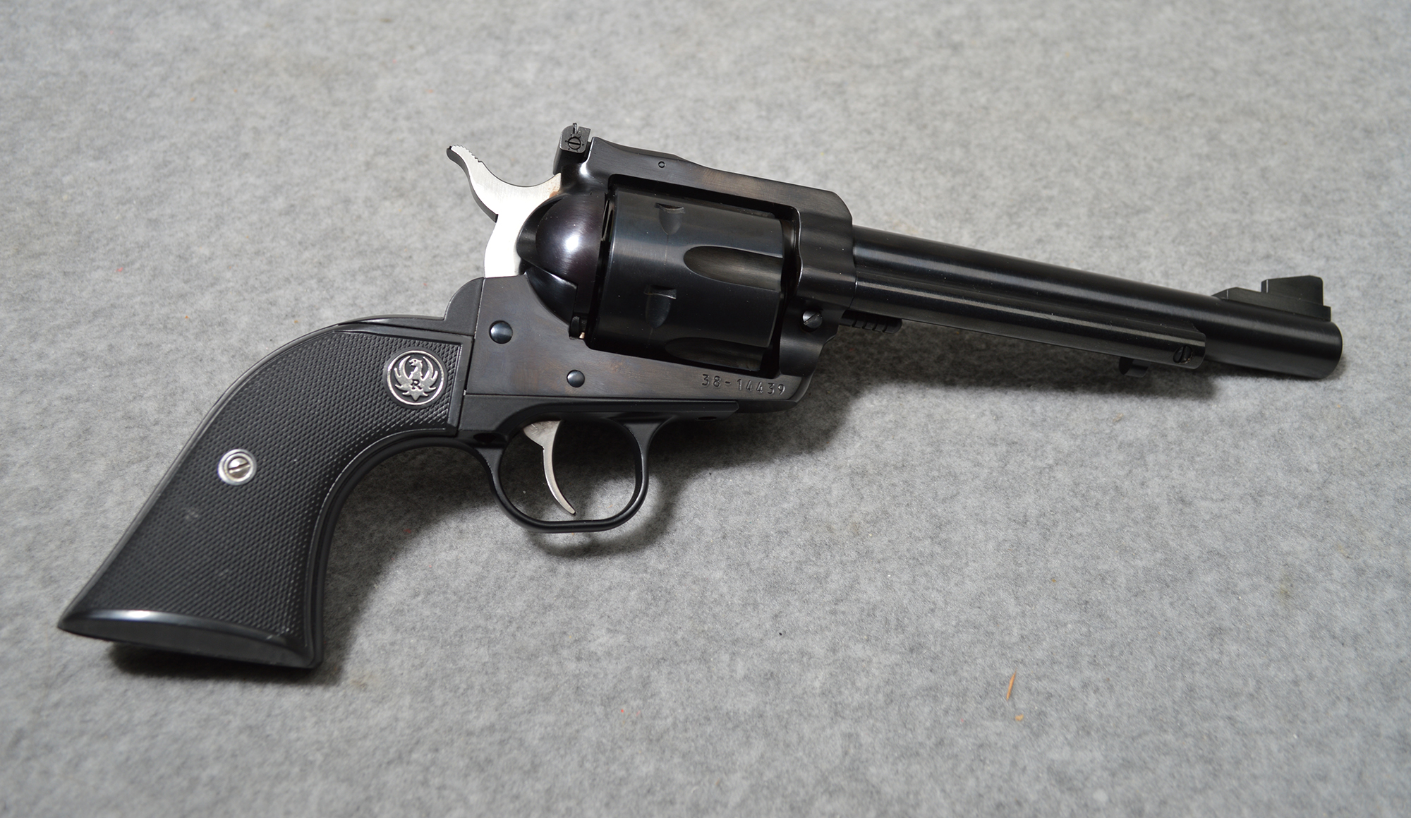 Image of Ruger ~ New Model Blackhawk ~ 357 Magnum